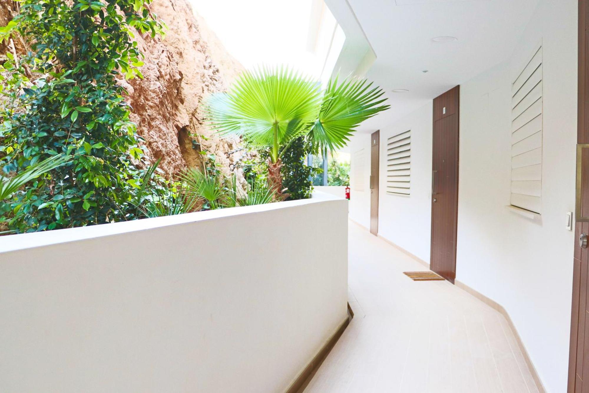 Apartment Fantastic In The Wave Just Steps From Carvajal - Pool And Free Parking Fuengirola