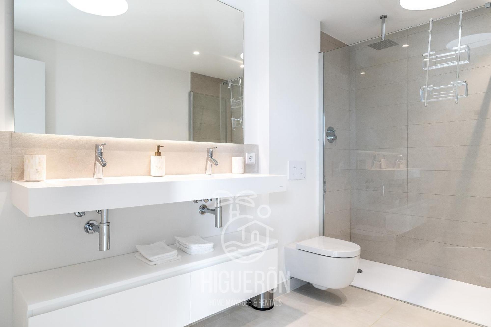 Higueronrentals Sky Apartment