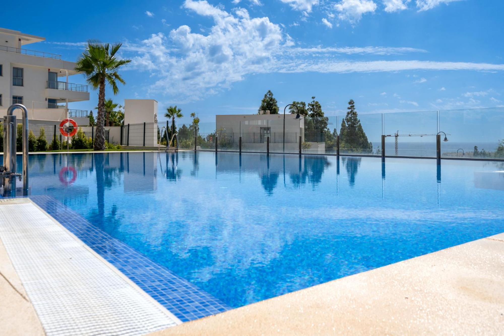 Apartment Modern Apartment With Sea And Poolview Fuengirola