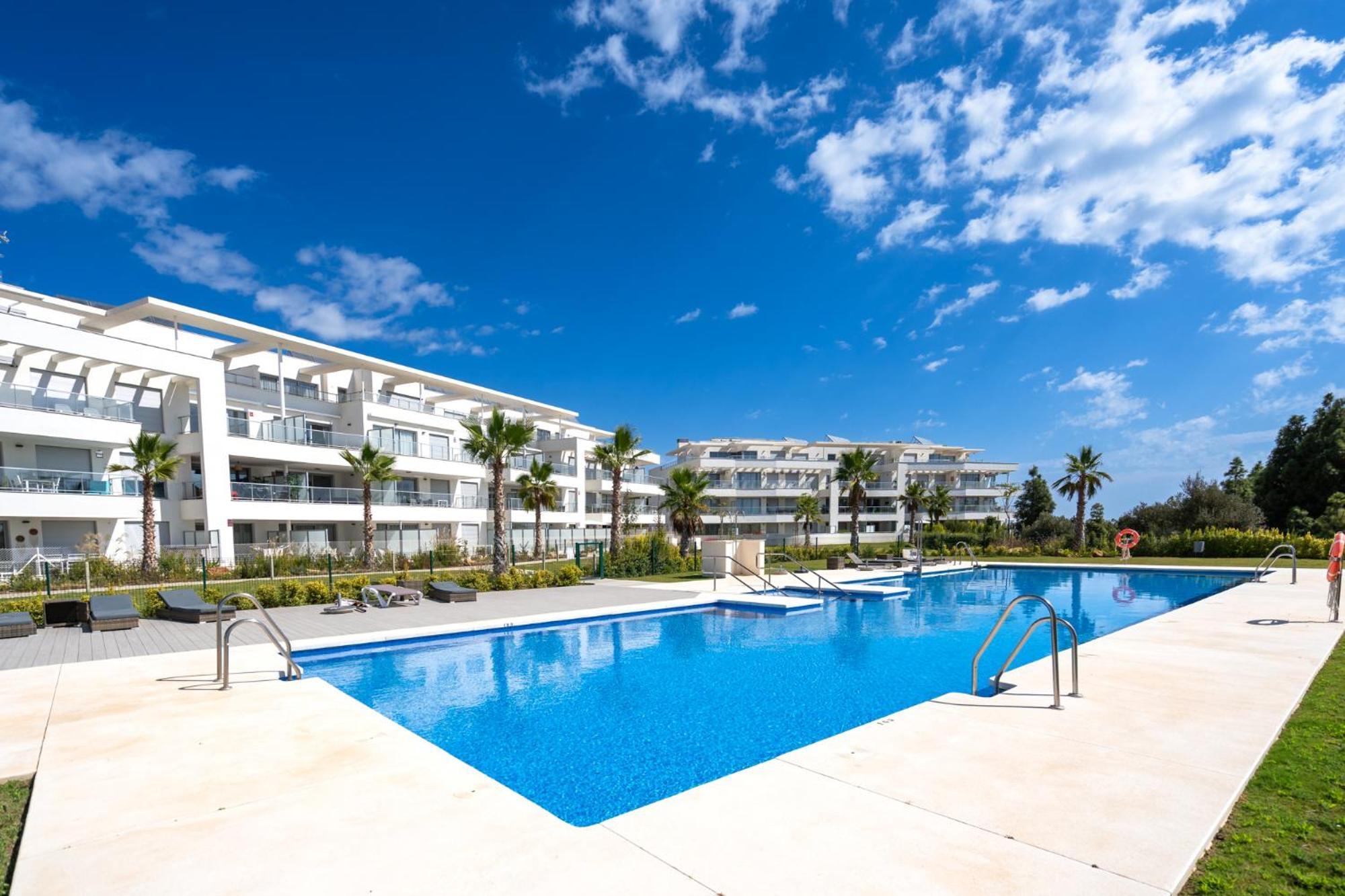 Apartment Modern Apartment With Sea And Poolview *