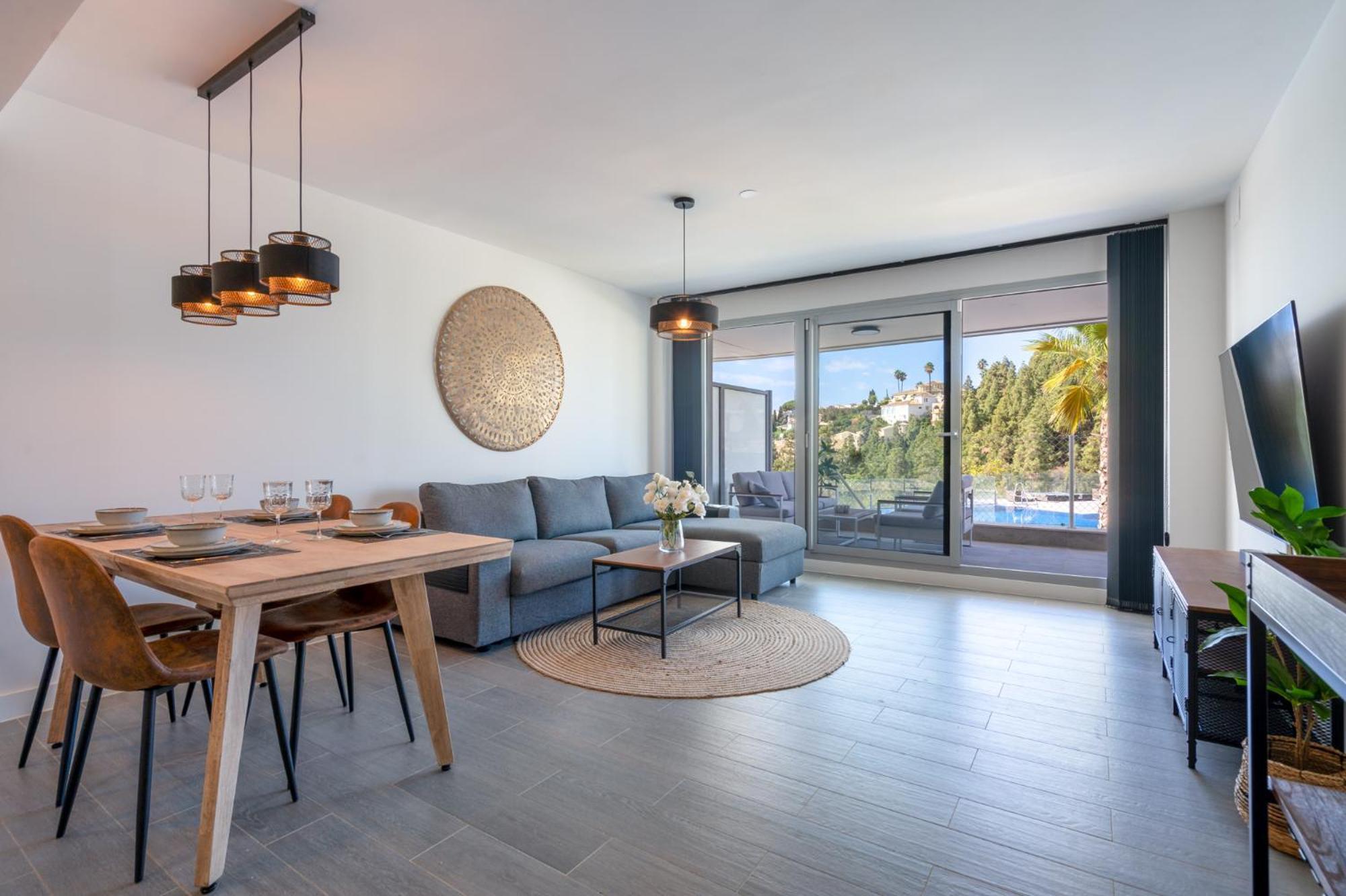 Modern Apartment With Sea And Poolview Fuengirola