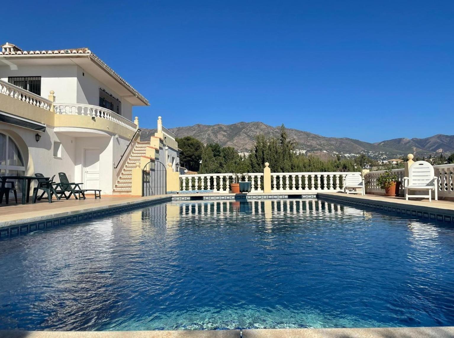 El Salam Campo Mijas Villa *