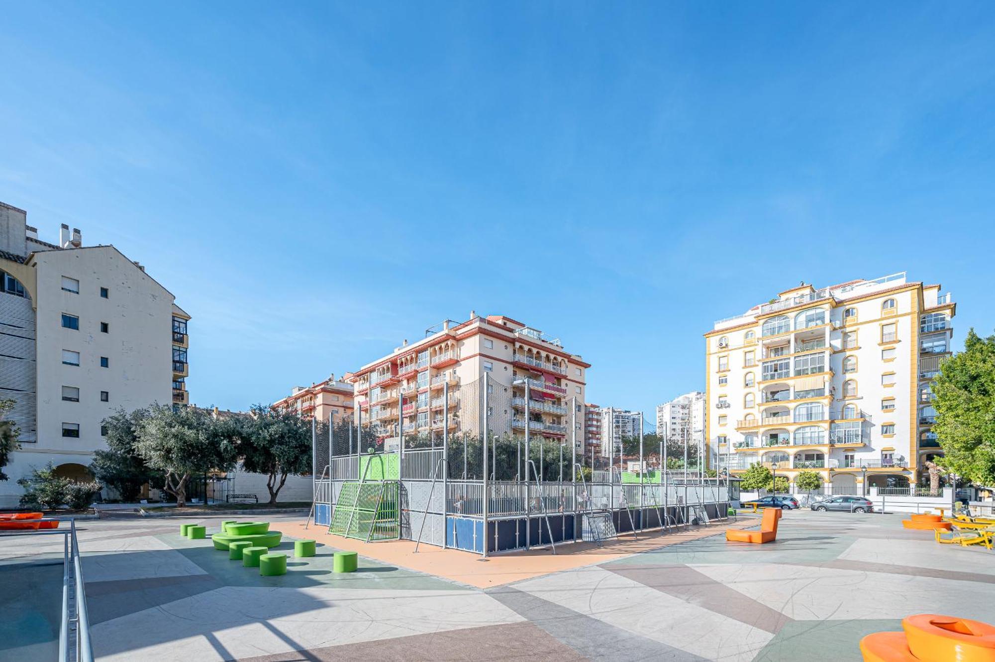 Apartment Piso 4h Boliches, *