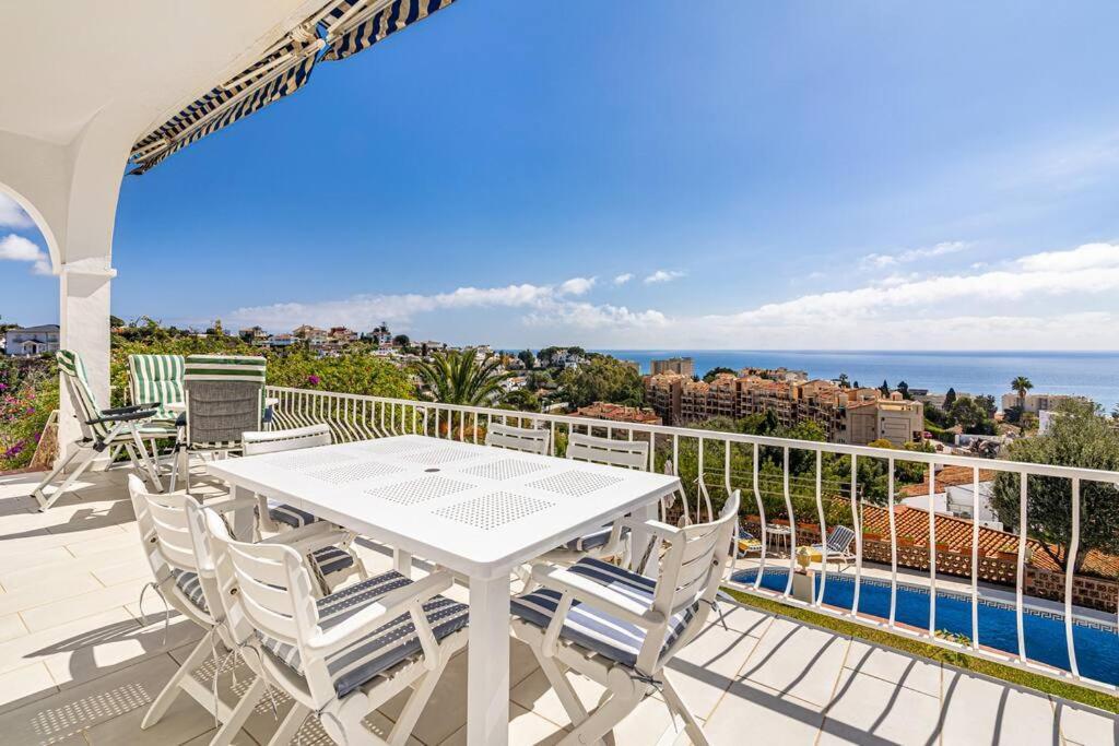 Con Piscina En Pousada Fuengirola