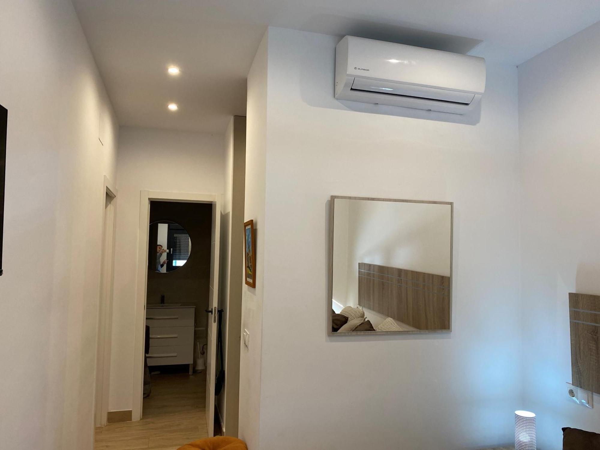 Apartamento Centrico Y Practico Piso Con Entrada Independiente *
