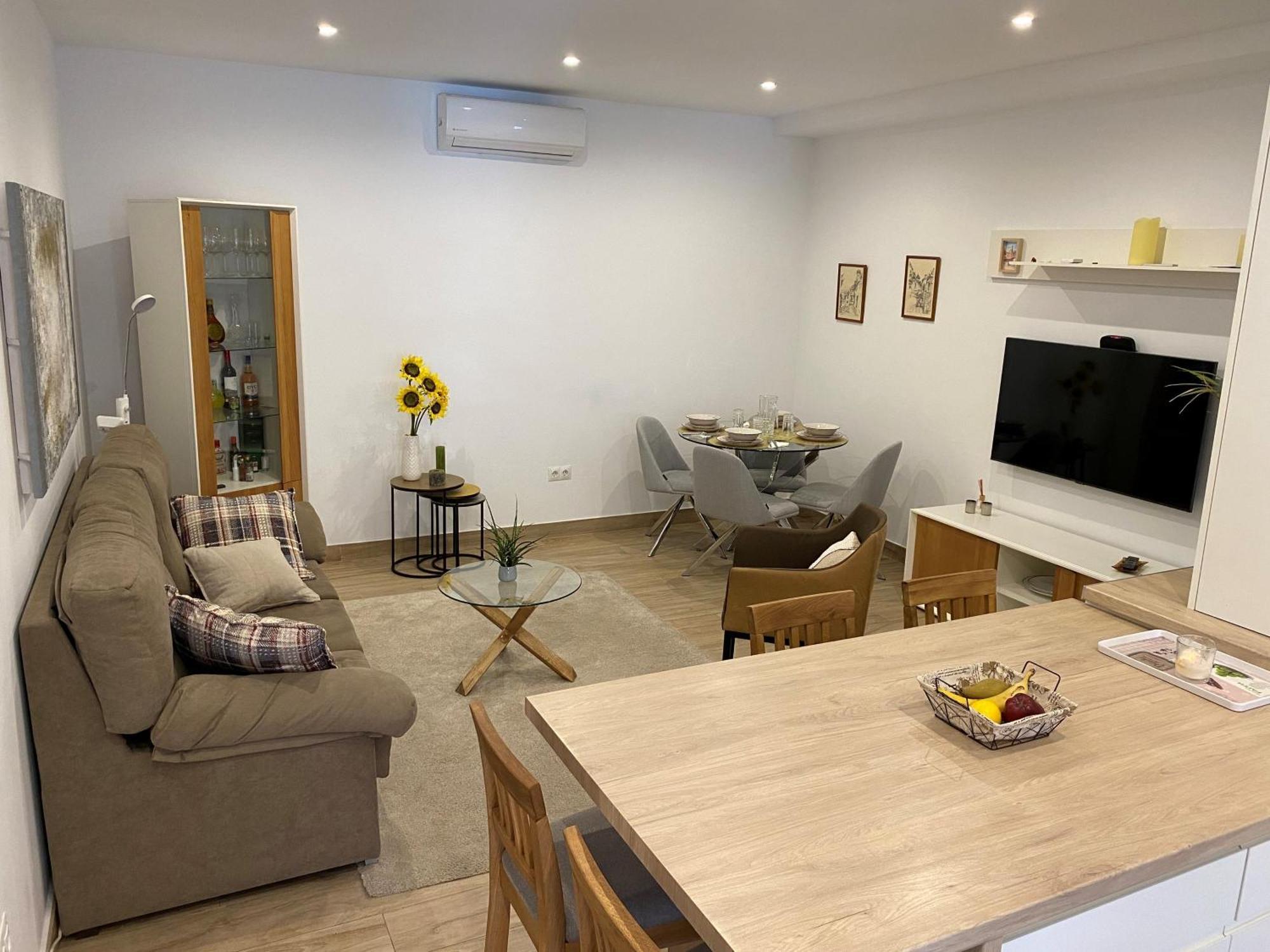 Centrico Y Practico Piso Con Entrada Independiente Fuengirola