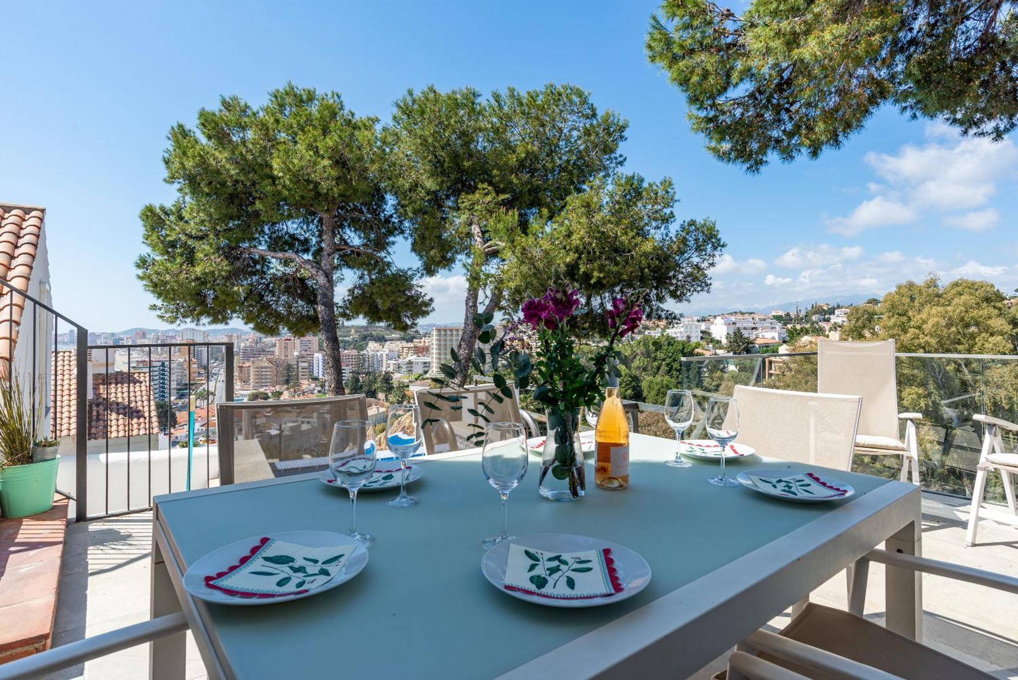 4 Bed Townhouse With Stunning View * Fuengirola