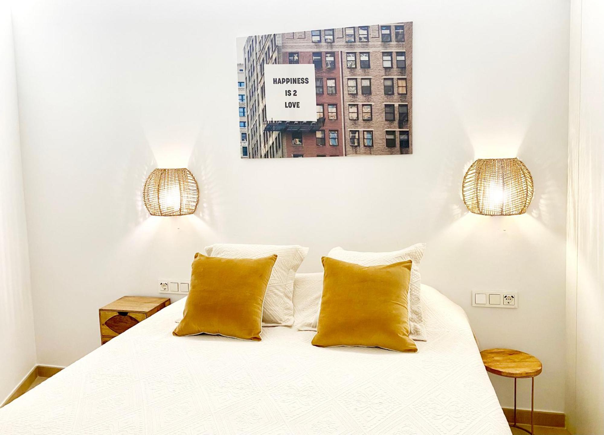 Apartment Fantastic In The Wave Just Steps From Carvajal - Pool And Free Parking *