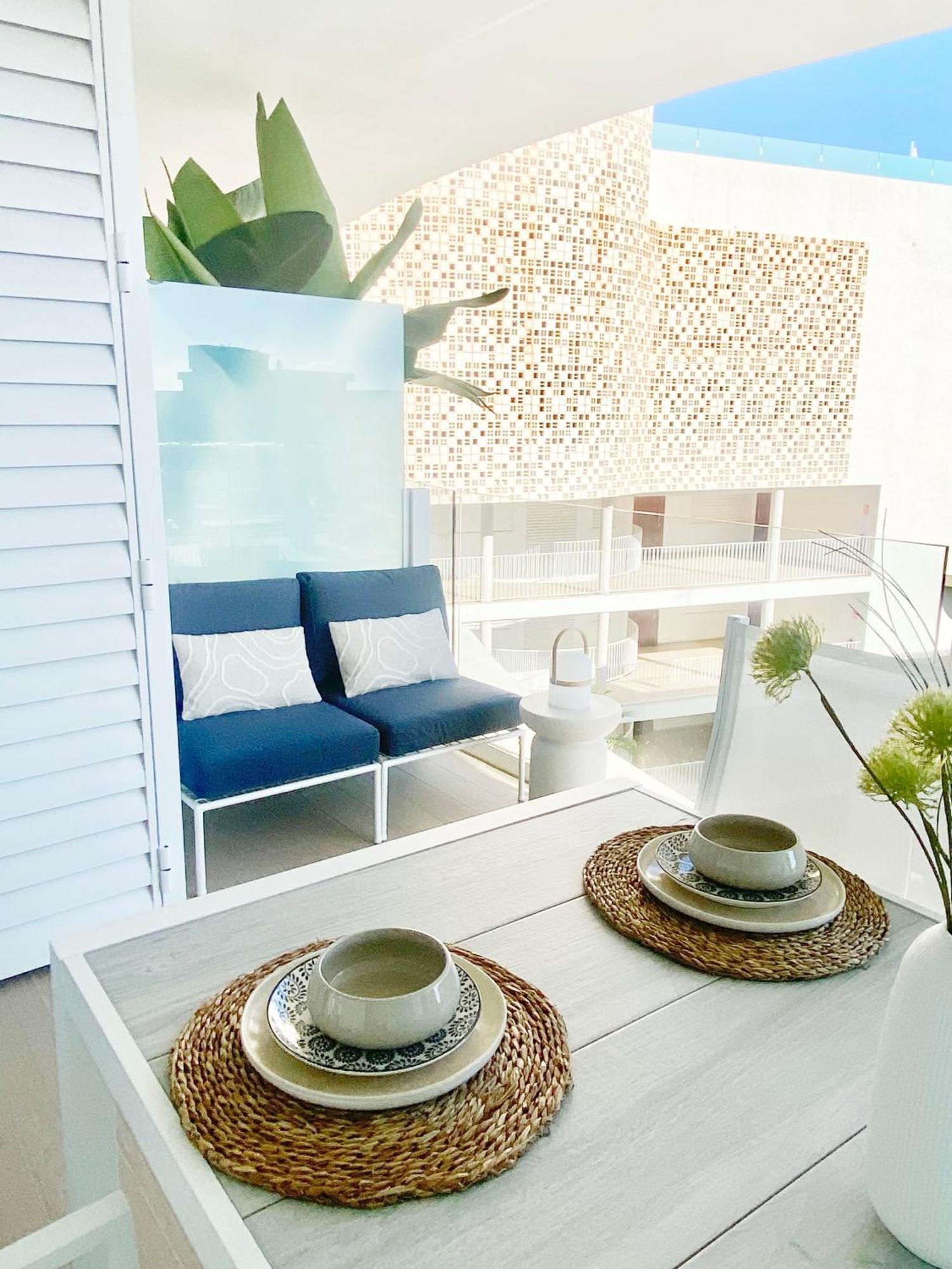 Fantastic In The Wave Just Steps From Carvajal - Pool And Free Parking * Fuengirola