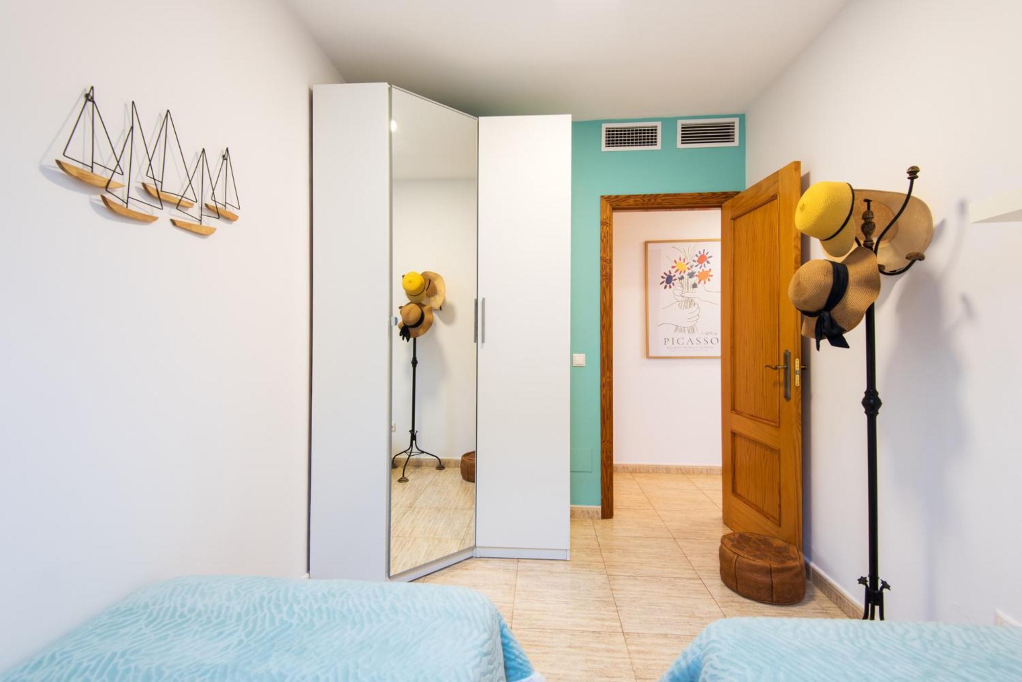 Bio Penthouse, South Terrace Apartment *