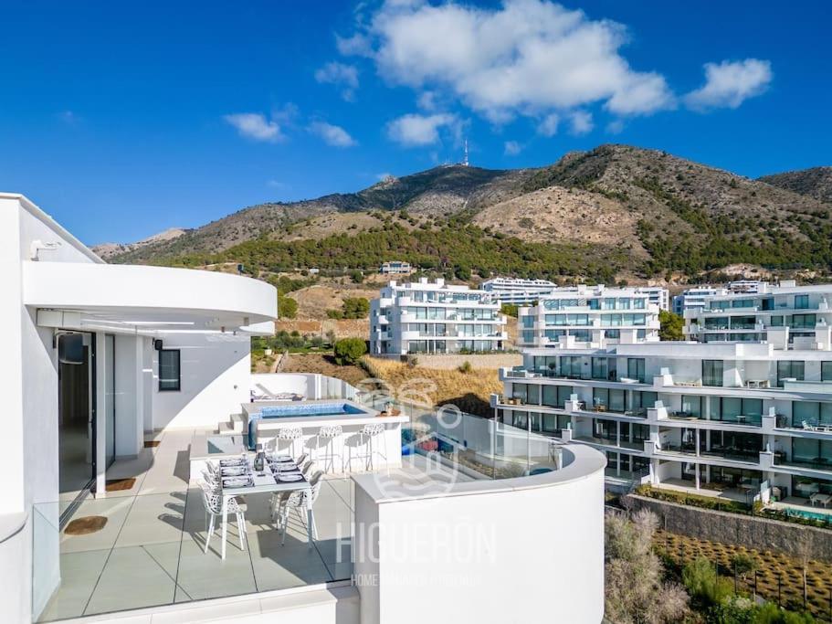 Higueronrentals The Aerie Huoneisto *