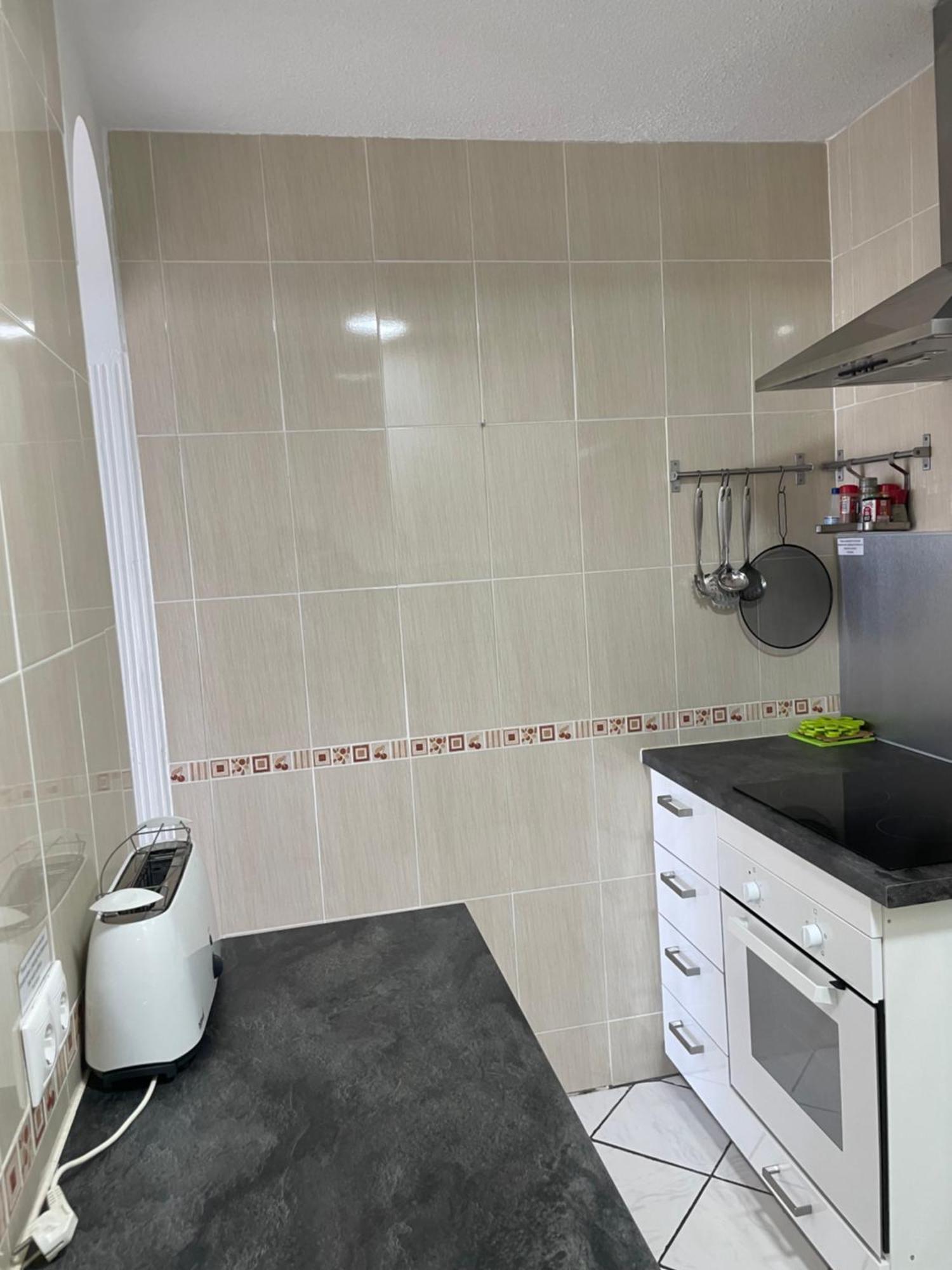 Estrellita Two Bedroom, Top Floor With Seaview Fuengirola