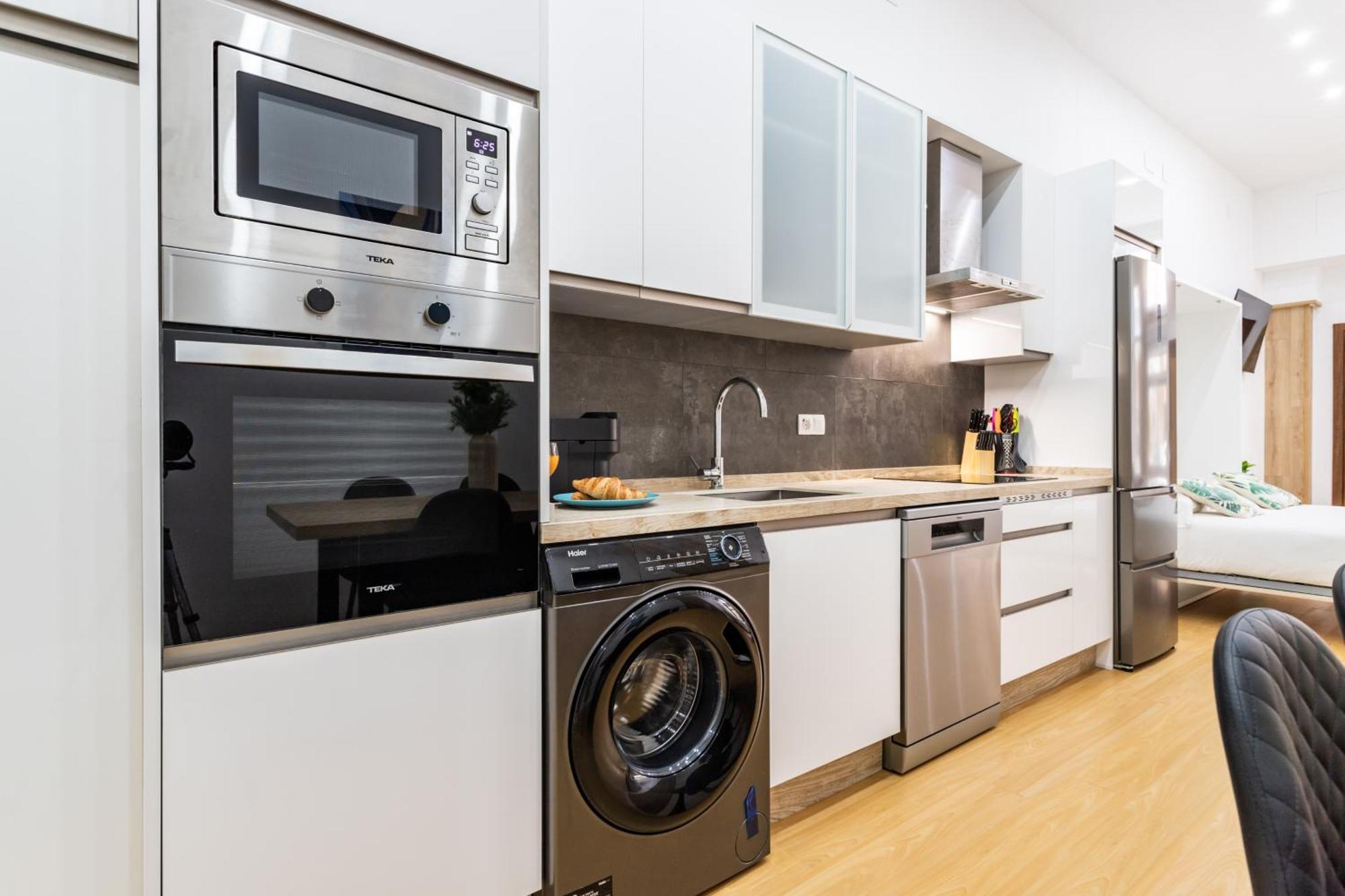 Sur 2 Estudios Industriales Apartment *