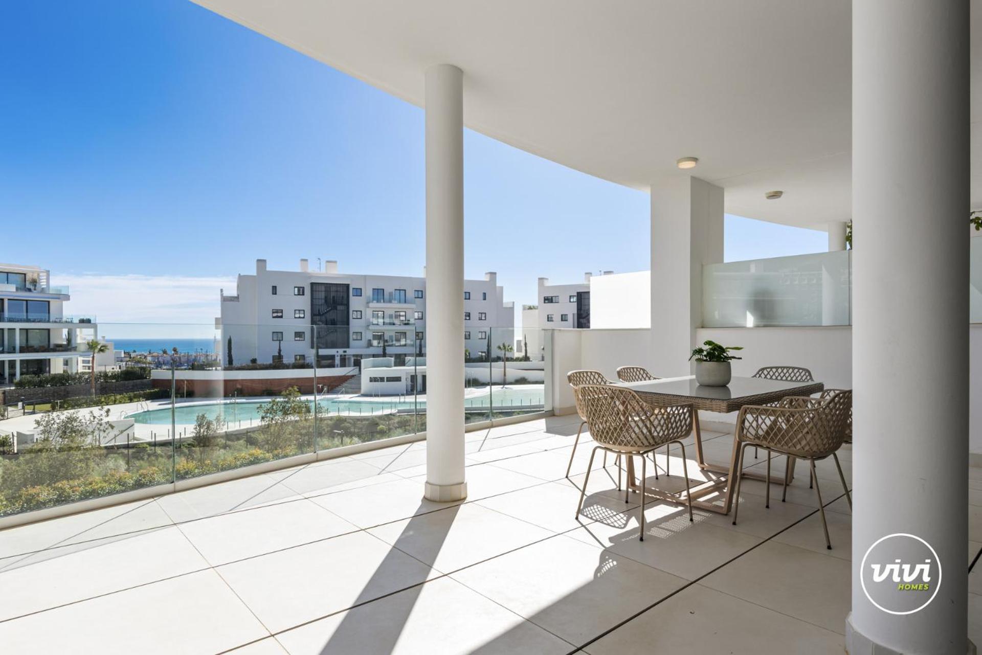 Vivi Homes - Deco Pool, Garden, Terrace &