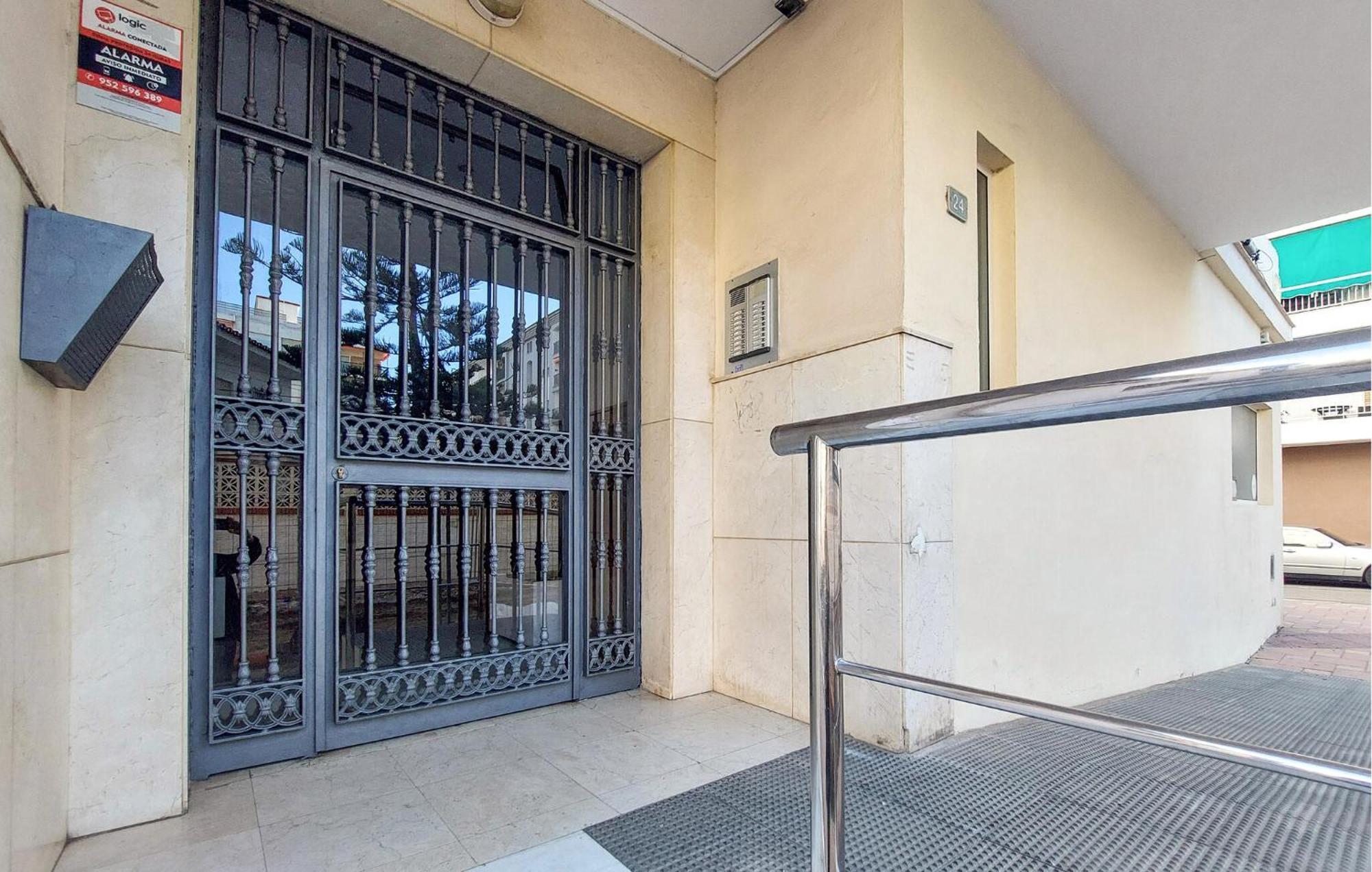 2 Bedroom Pet Friendly In Fuengirola