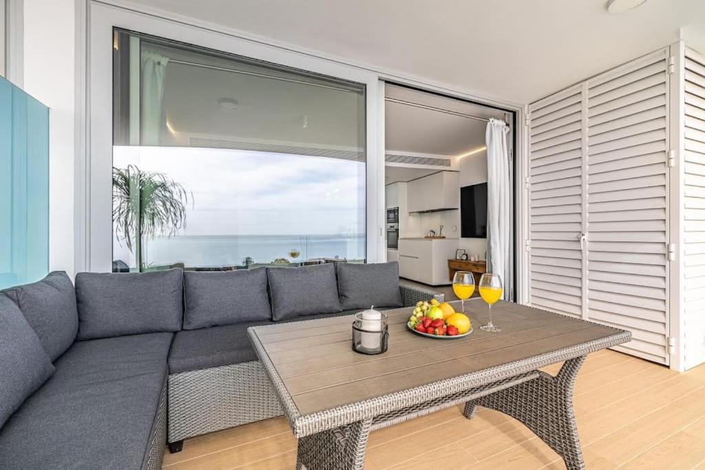 Beachfront Paradise With Spectacular Sea View Apartment Fuengirola