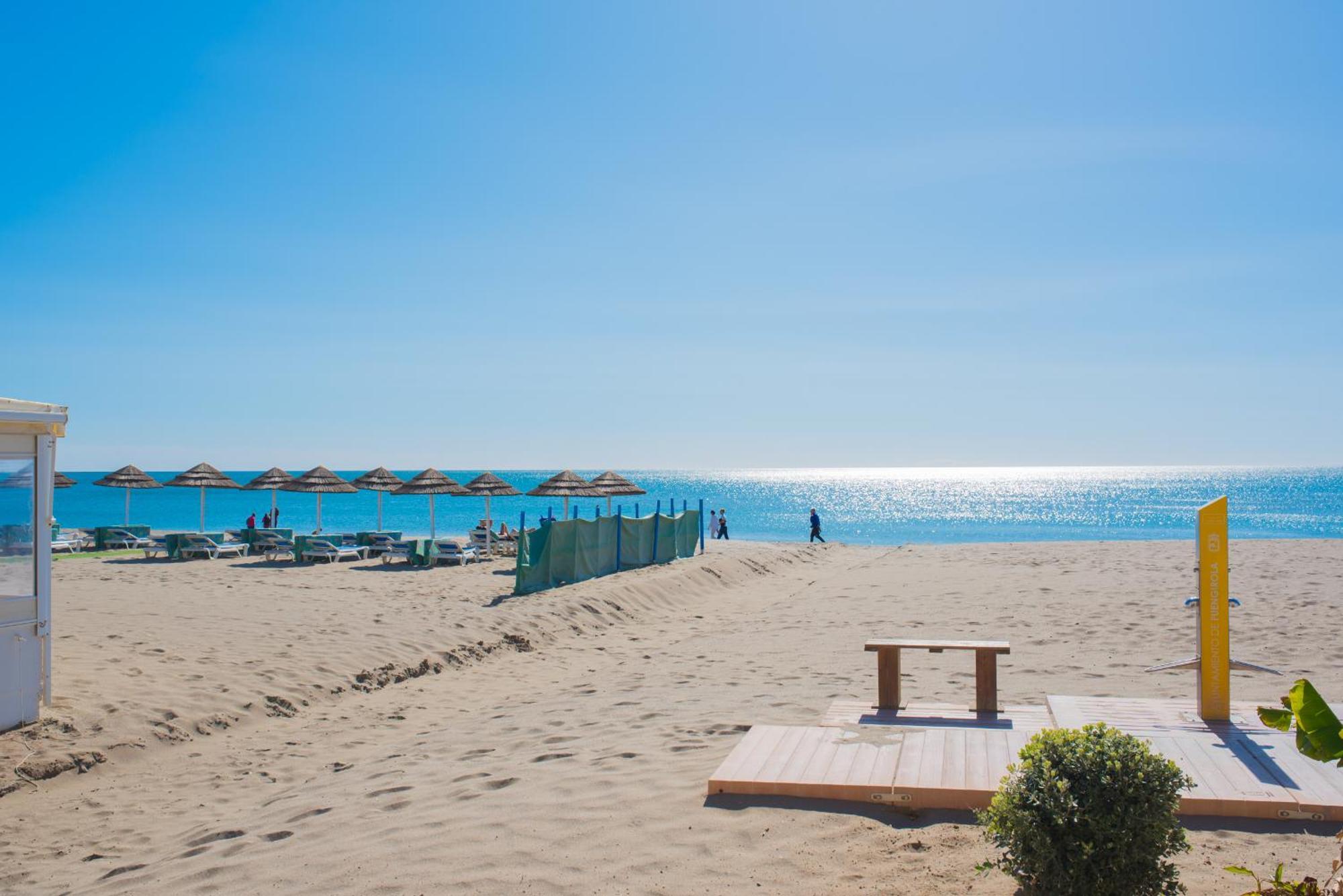 A 50 M De La Playa Apartment *
