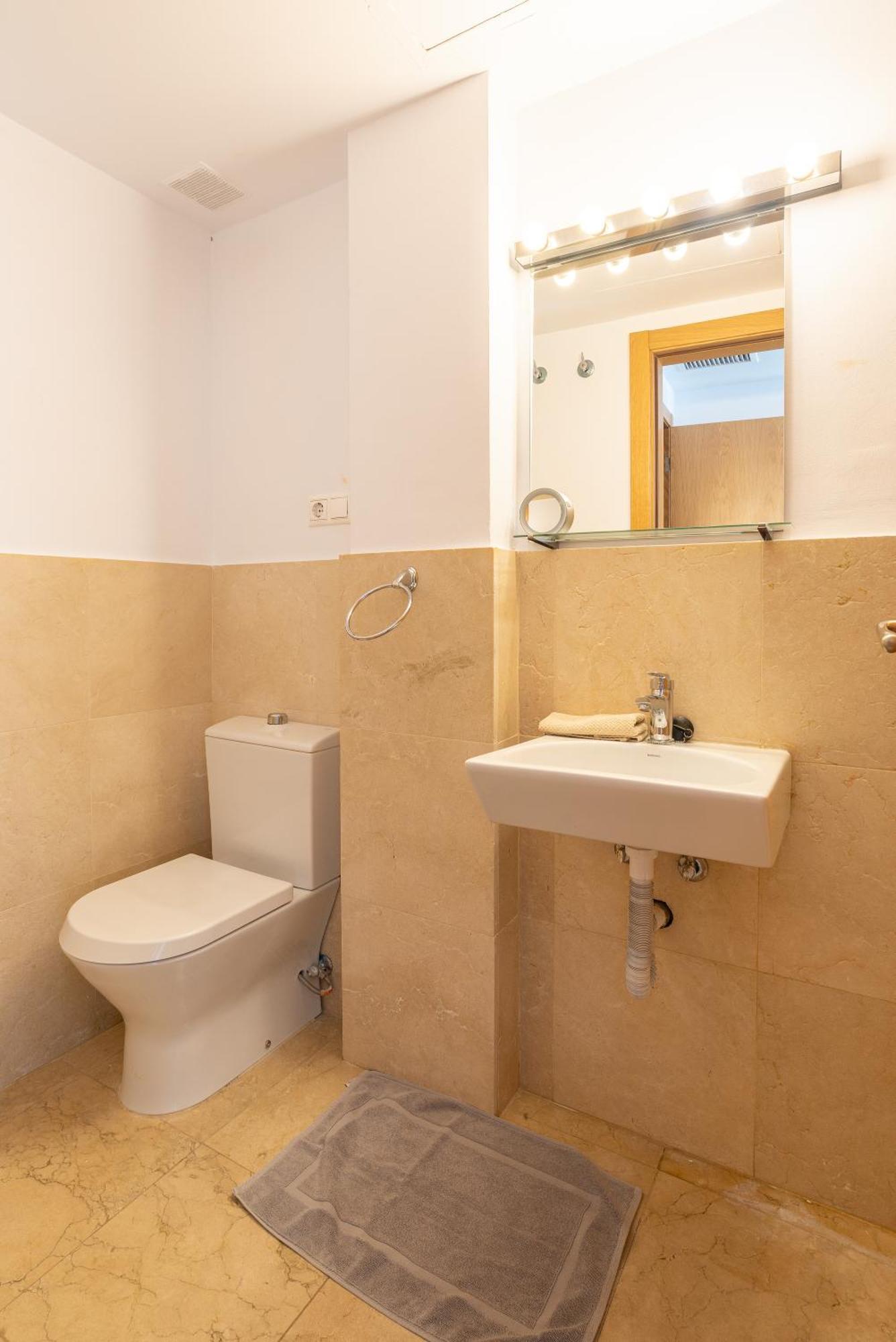 4 Bed Townhouse With Stunning View Holiday home *