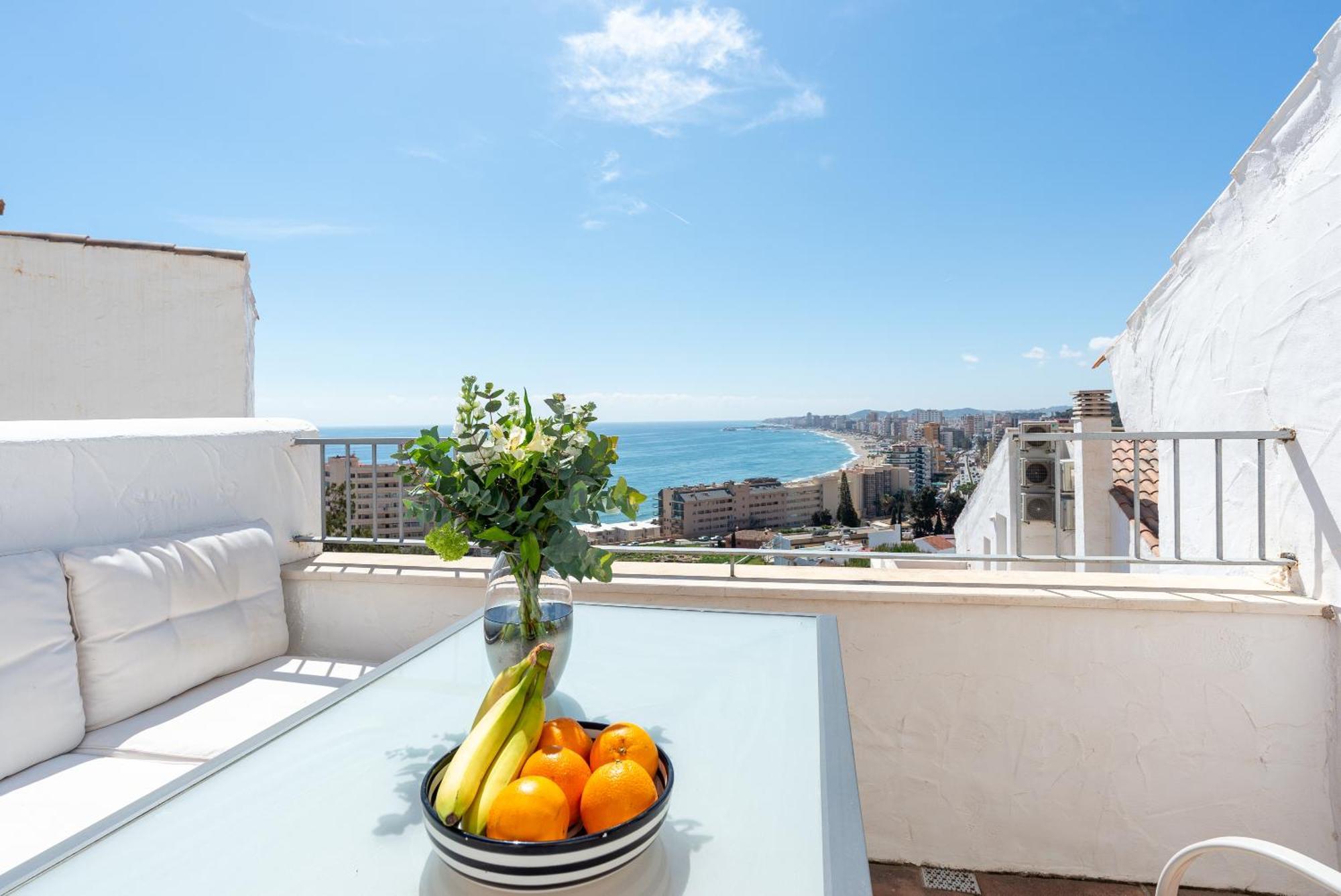 Modern Townhouse With Stunning View