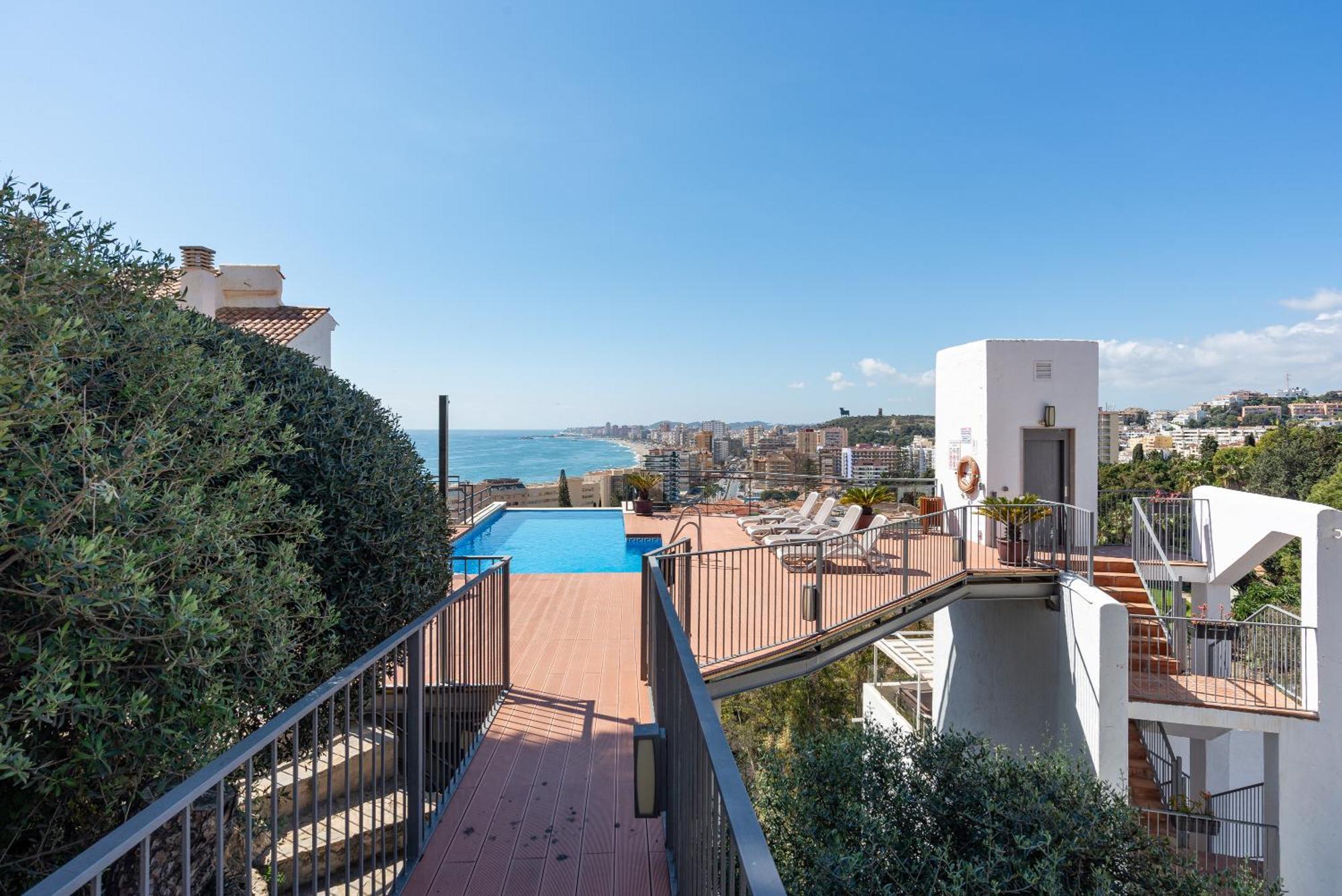 Modern Townhouse With Stunning View Fuengirola
