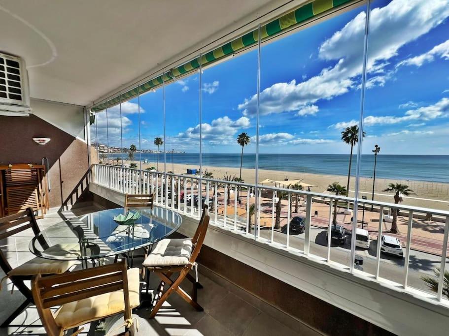 Primera Linea De Playa Frontal Con Vistas Al Mar Appartement *