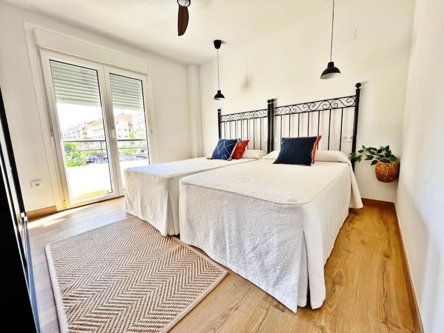 Luxurious With Pool * Fuengirola