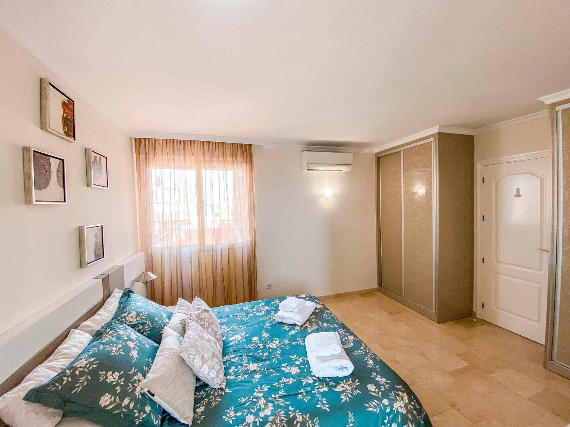Nuevo Atico Con Piscina Privada Y Vistas Al Mar Huoneisto Fuengirola