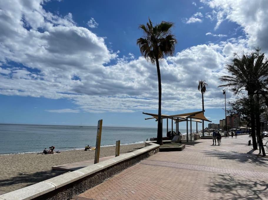 Apartment Primera Linea Playa-youtripmalaga