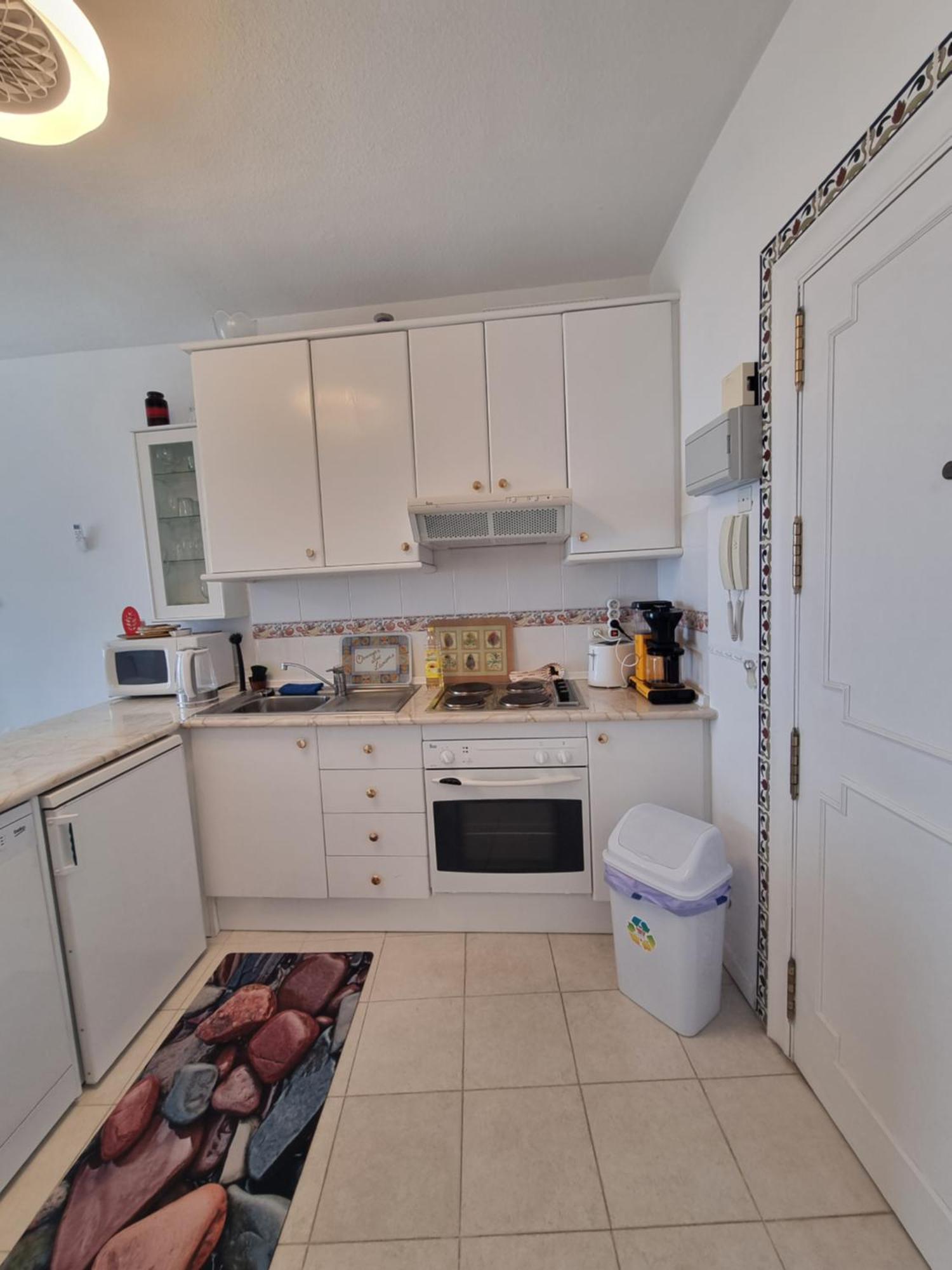 One Bedroom 7th Floor With Amazing Views *
