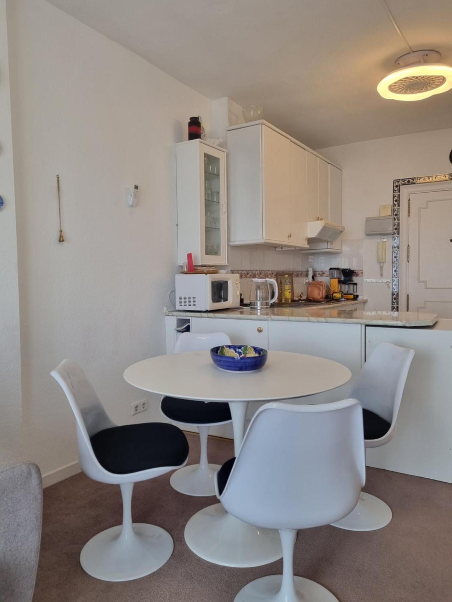 One Bedroom 7th Floor With Amazing Views Apartment *