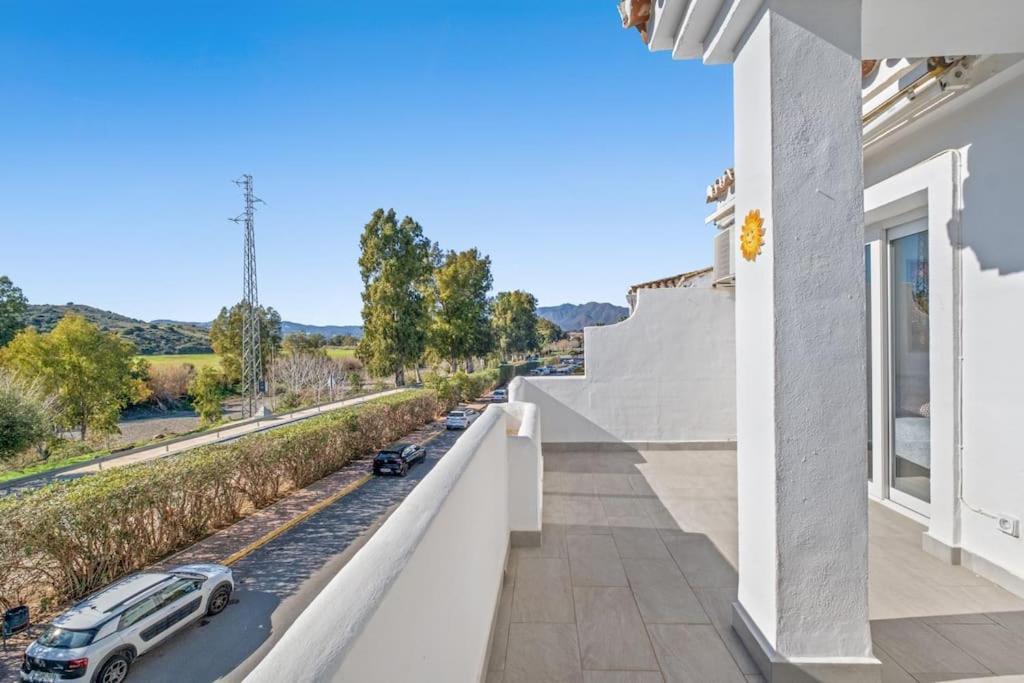 Apartment Amplio Piso En Mijas Golf