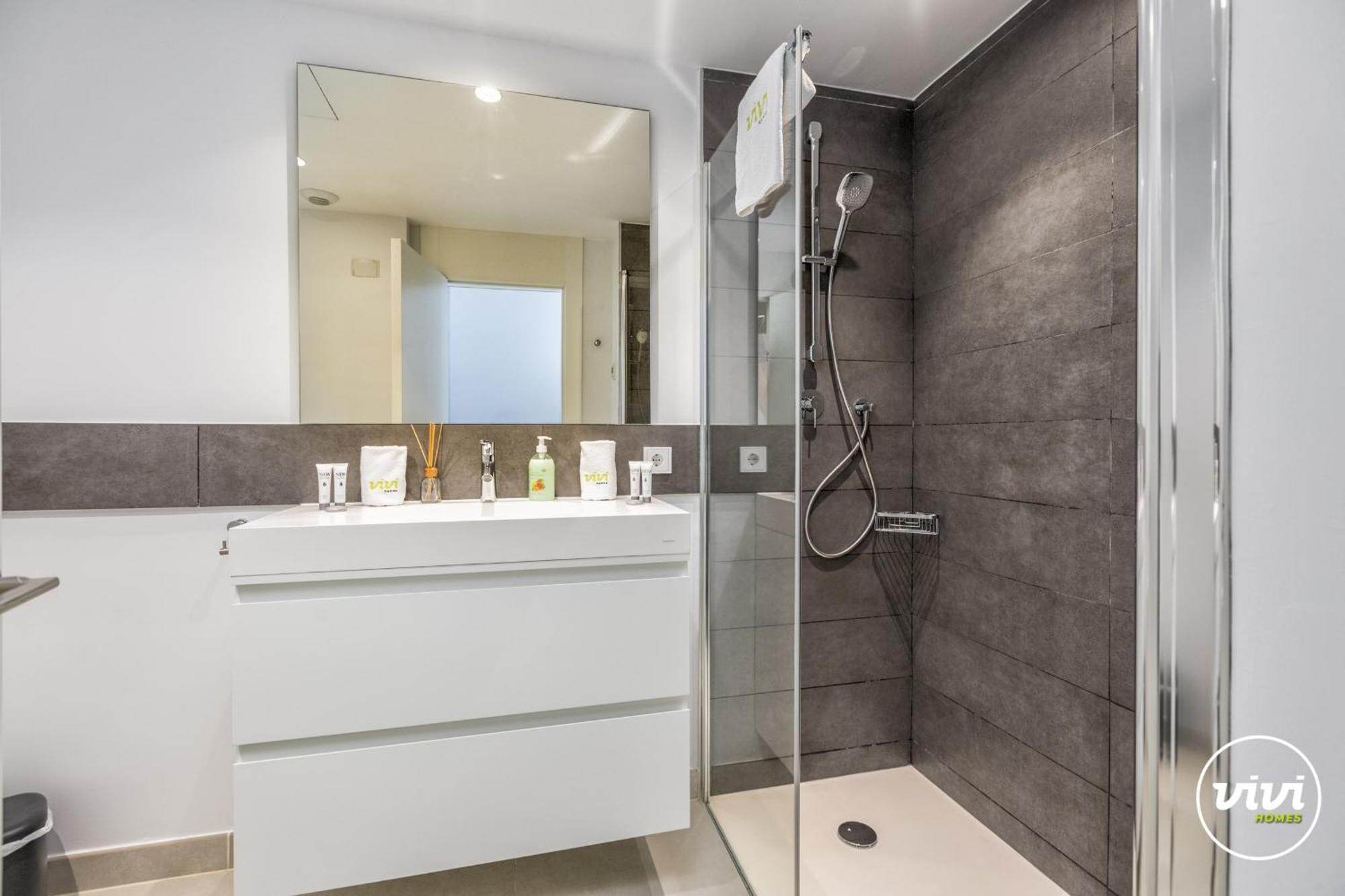 Apartment Vivi Homes - Kevin Pool, Garden, Terrace &