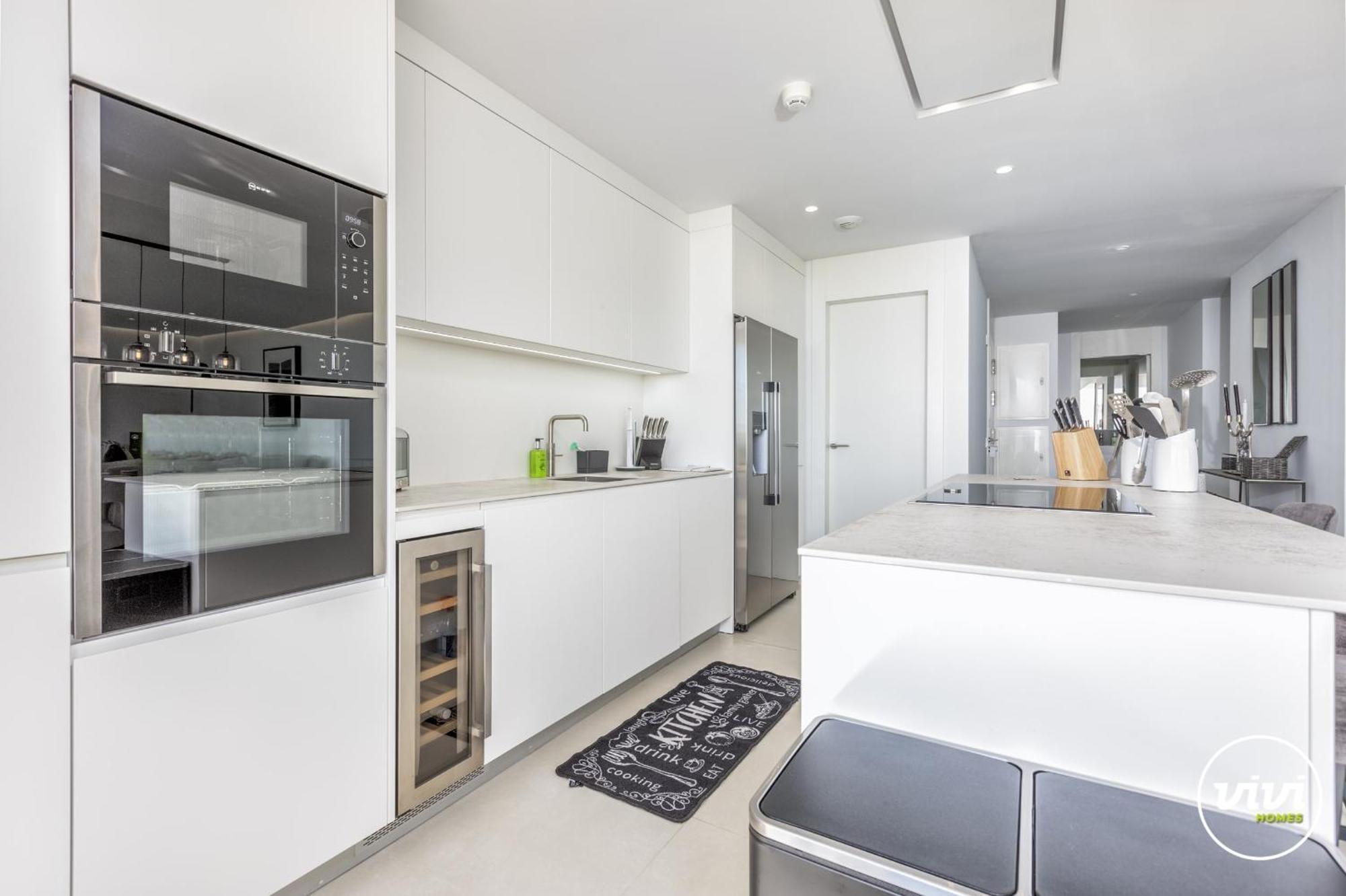 Vivi Homes - Kevin Pool, Garden, Terrace & Fuengirola