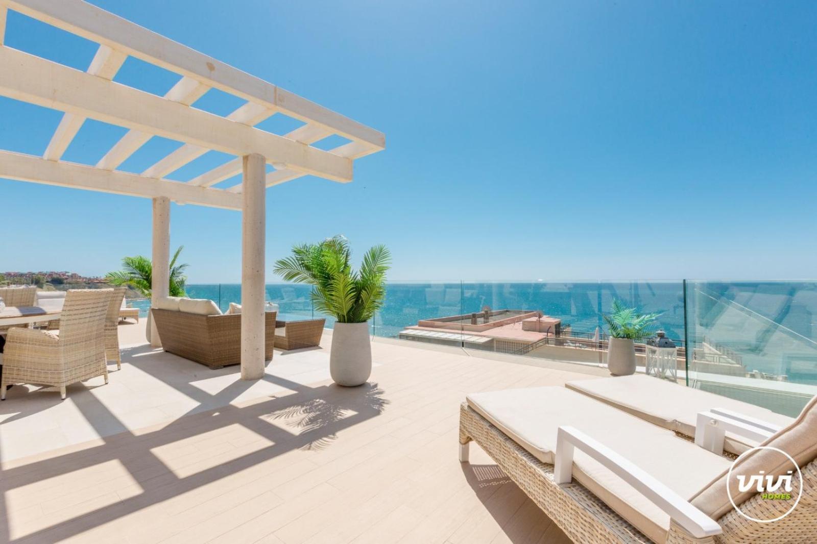 Vivi Homes - Kenzo Pool, Jacuzzi, Terrace & Sea View Fuengirola