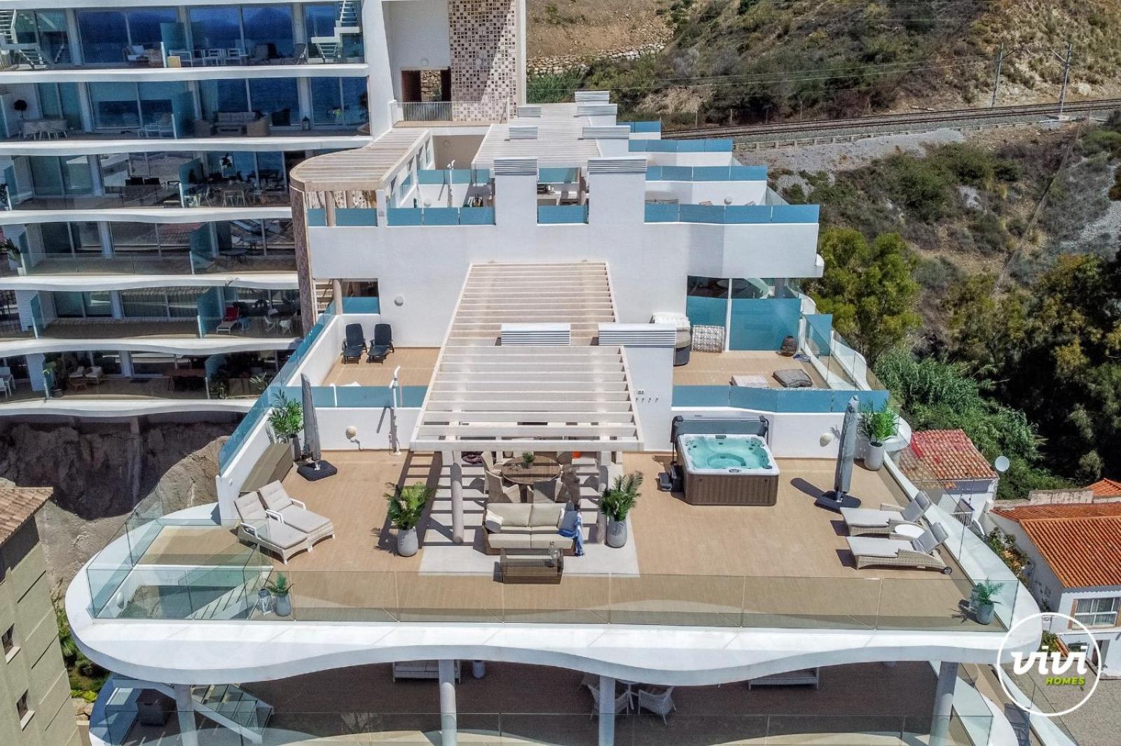 Apartment Vivi Homes - Kenzo Pool, Jacuzzi, Terrace & Sea View *