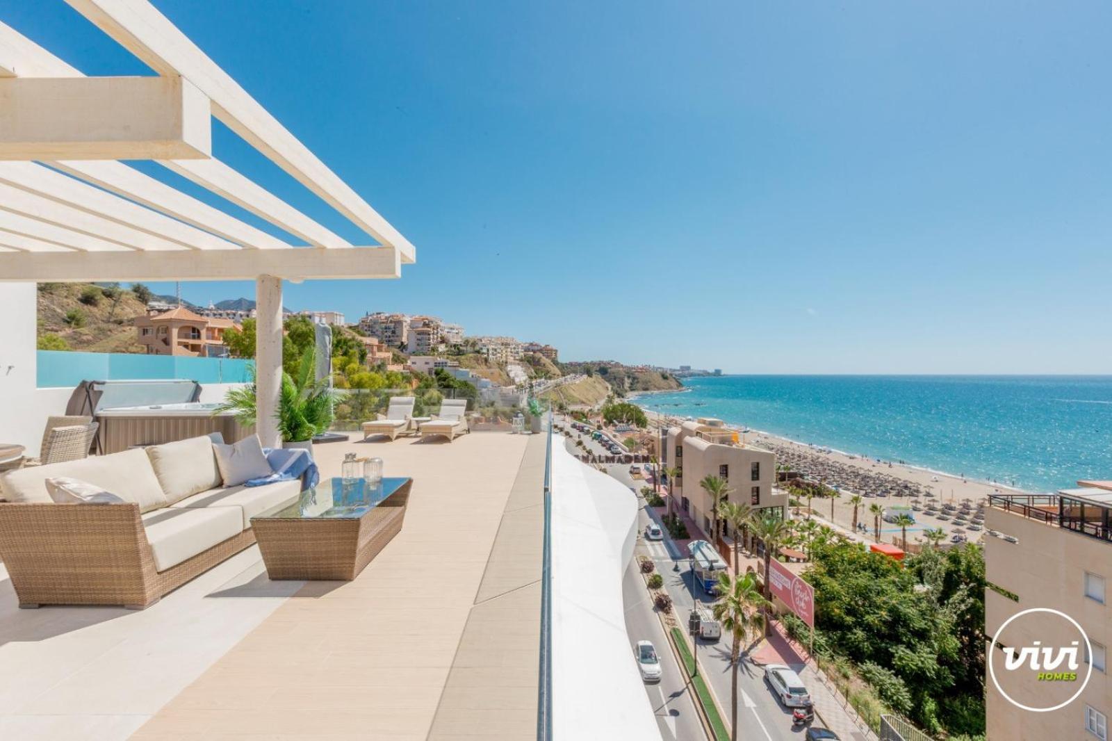 Vivi Homes - Kenzo Pool, Jacuzzi, Terrace & Sea View