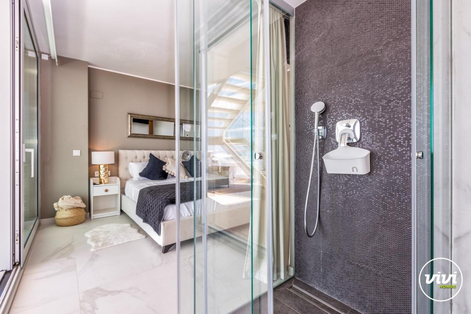 Vivi Homes - Kenzo Pool, Jacuzzi, Terrace & Sea View * Fuengirola