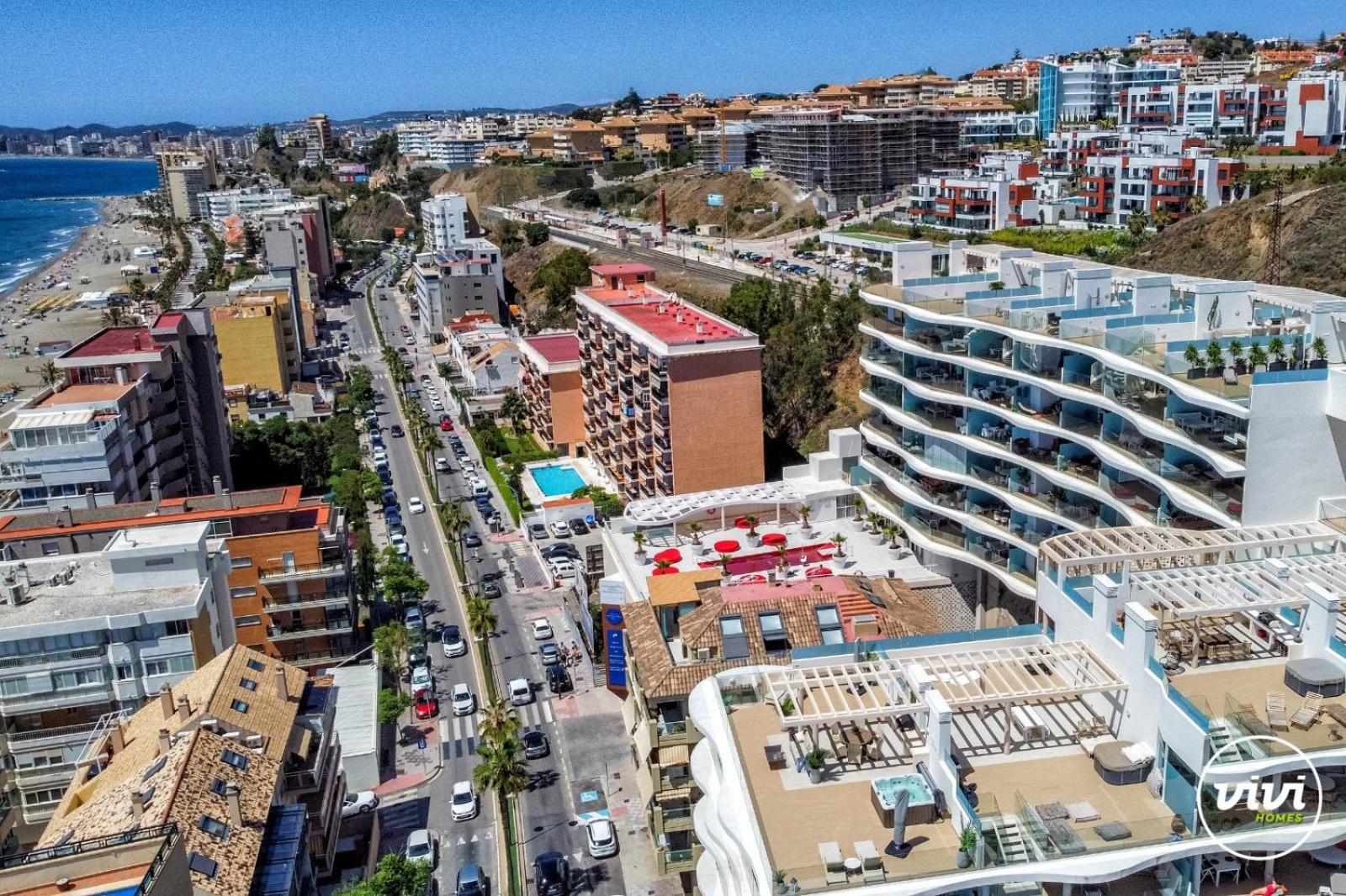 Vivi Homes - Kenzo Pool, Jacuzzi, Terrace & Sea View
