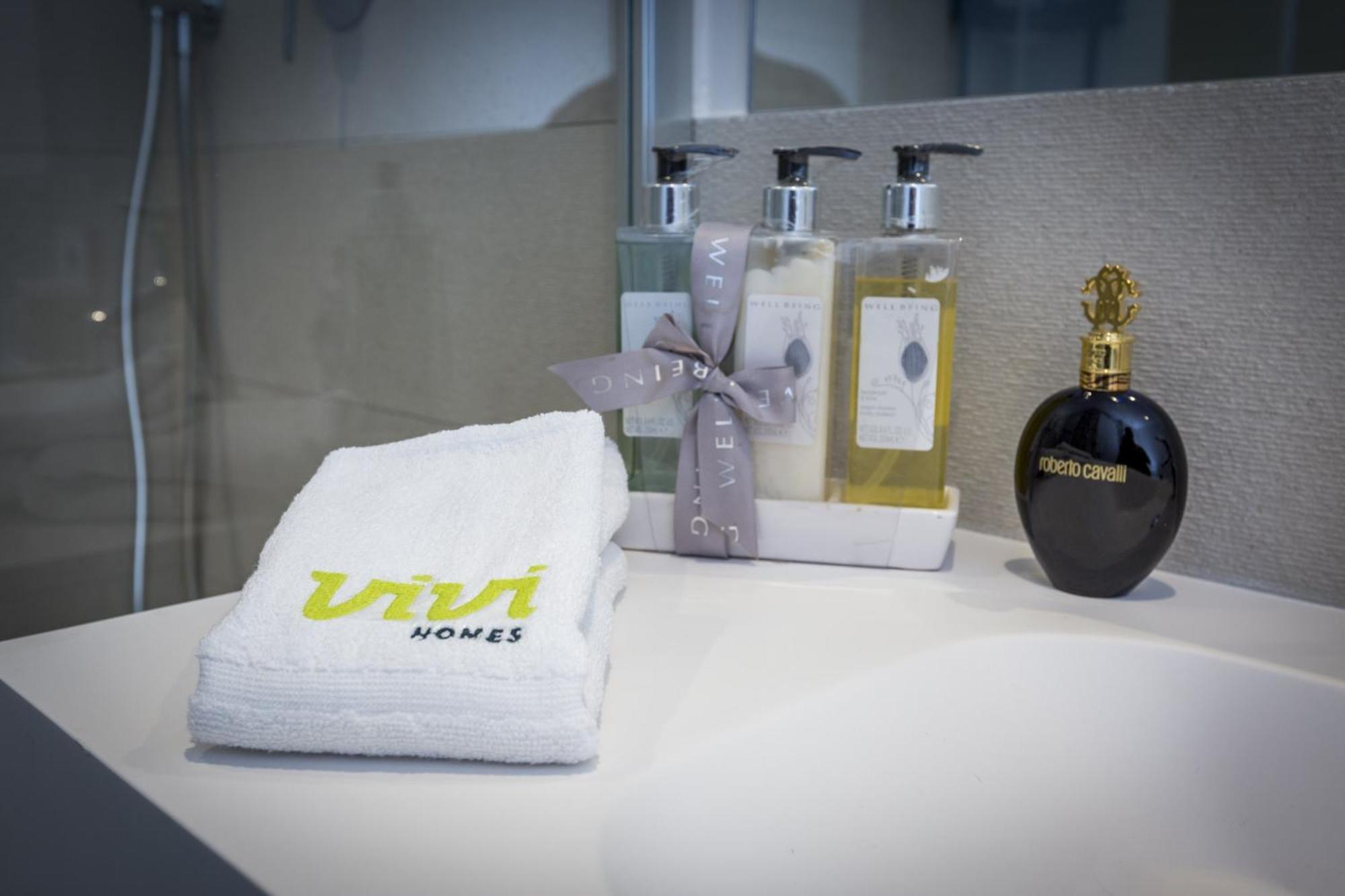 Vivi Homes - Ivy Pool, Terrace, Golf & Sea View Fuengirola