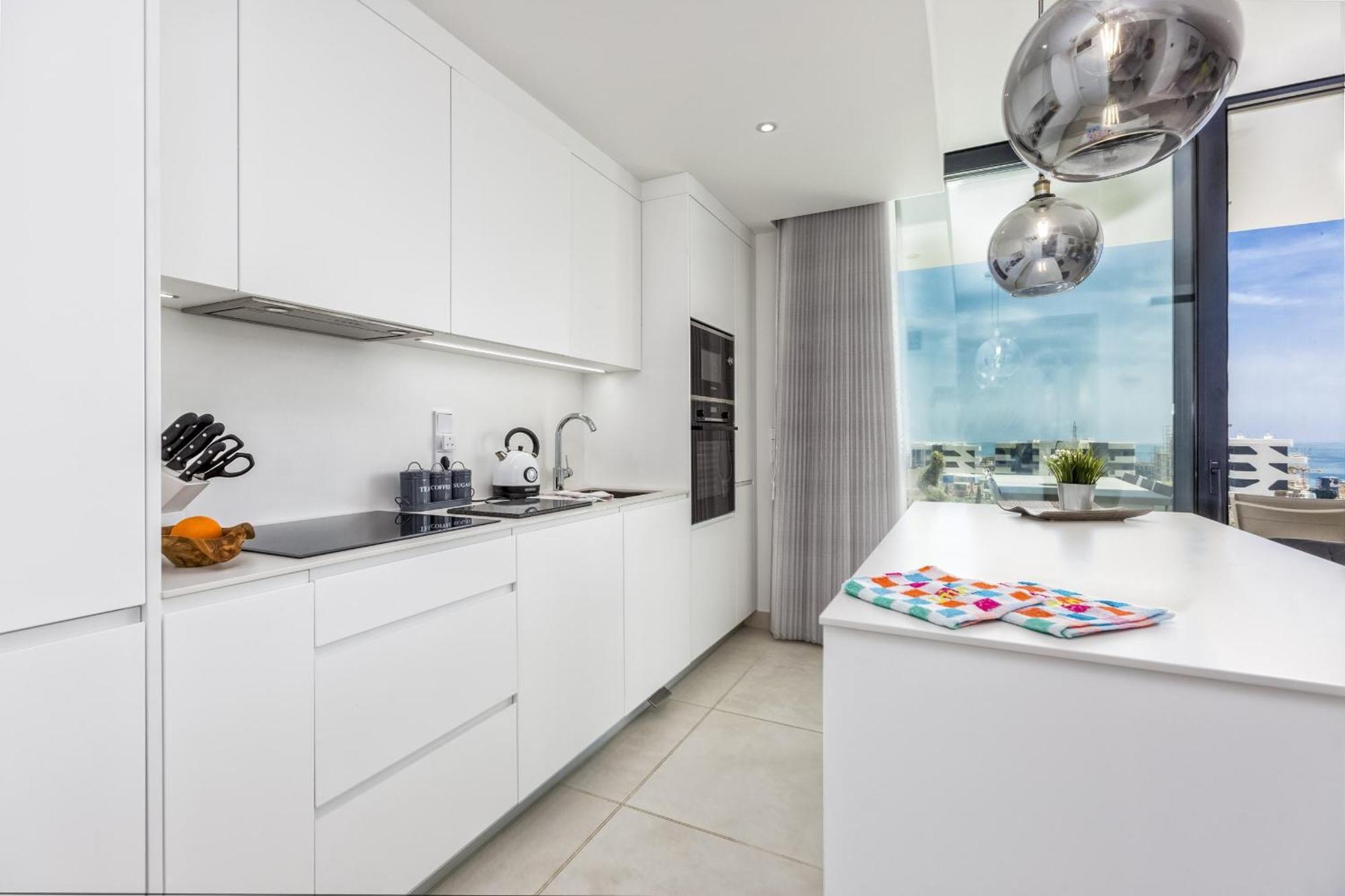 Appartement Vivi Homes - Ivy Pool, Terrace, Golf & Sea View *