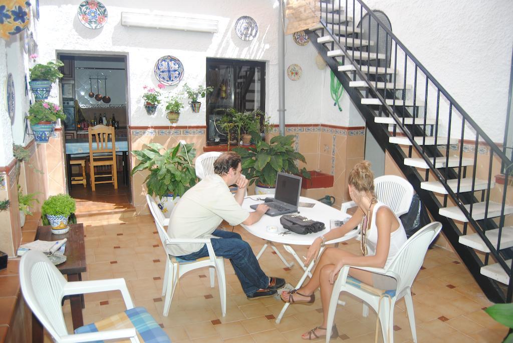 Costabella Guest house 2*
