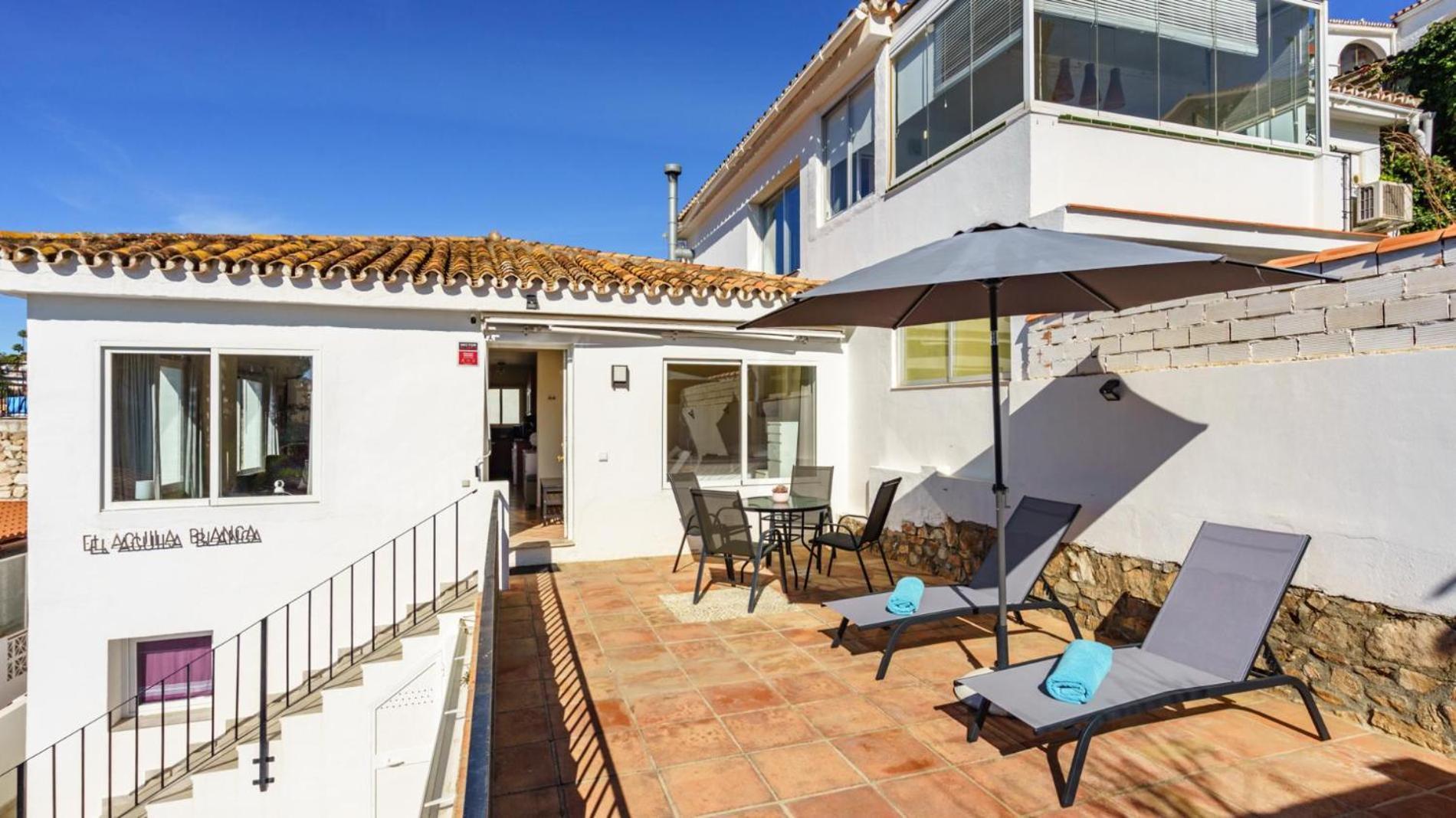 Holiday home Coastalgem: 2br Pool And View Fuengirola