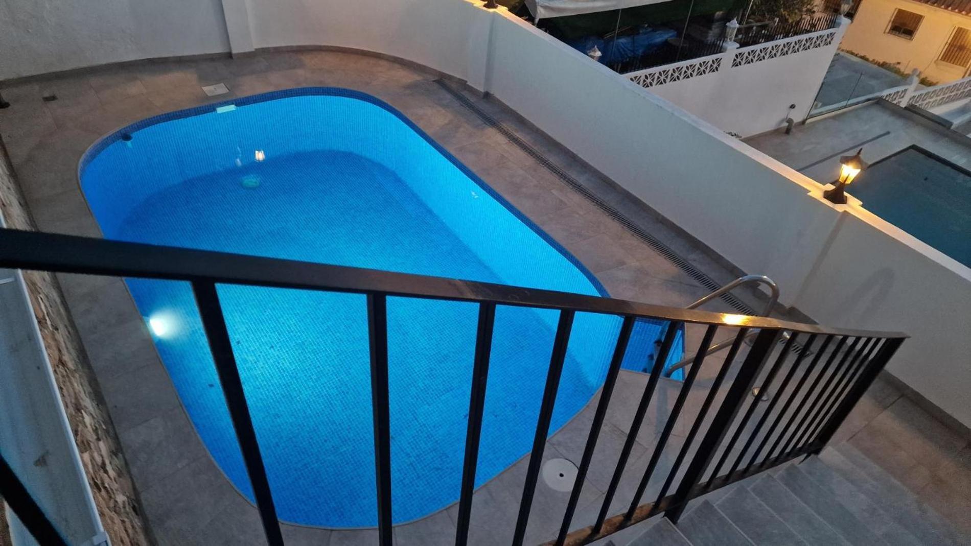 Holiday home Coastalgem: 2br Pool And View