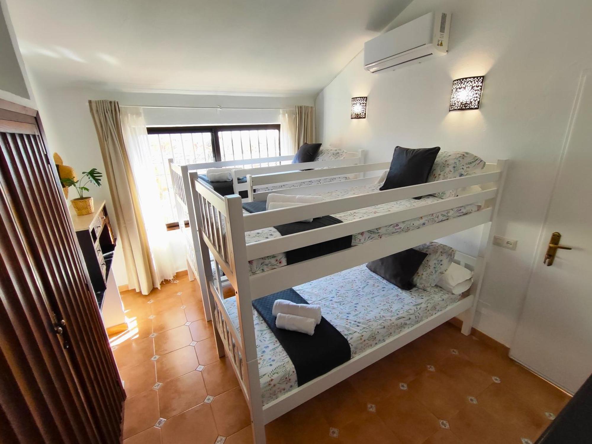Evans Realty Al & Piscina & Garaje & Playa Pousada
