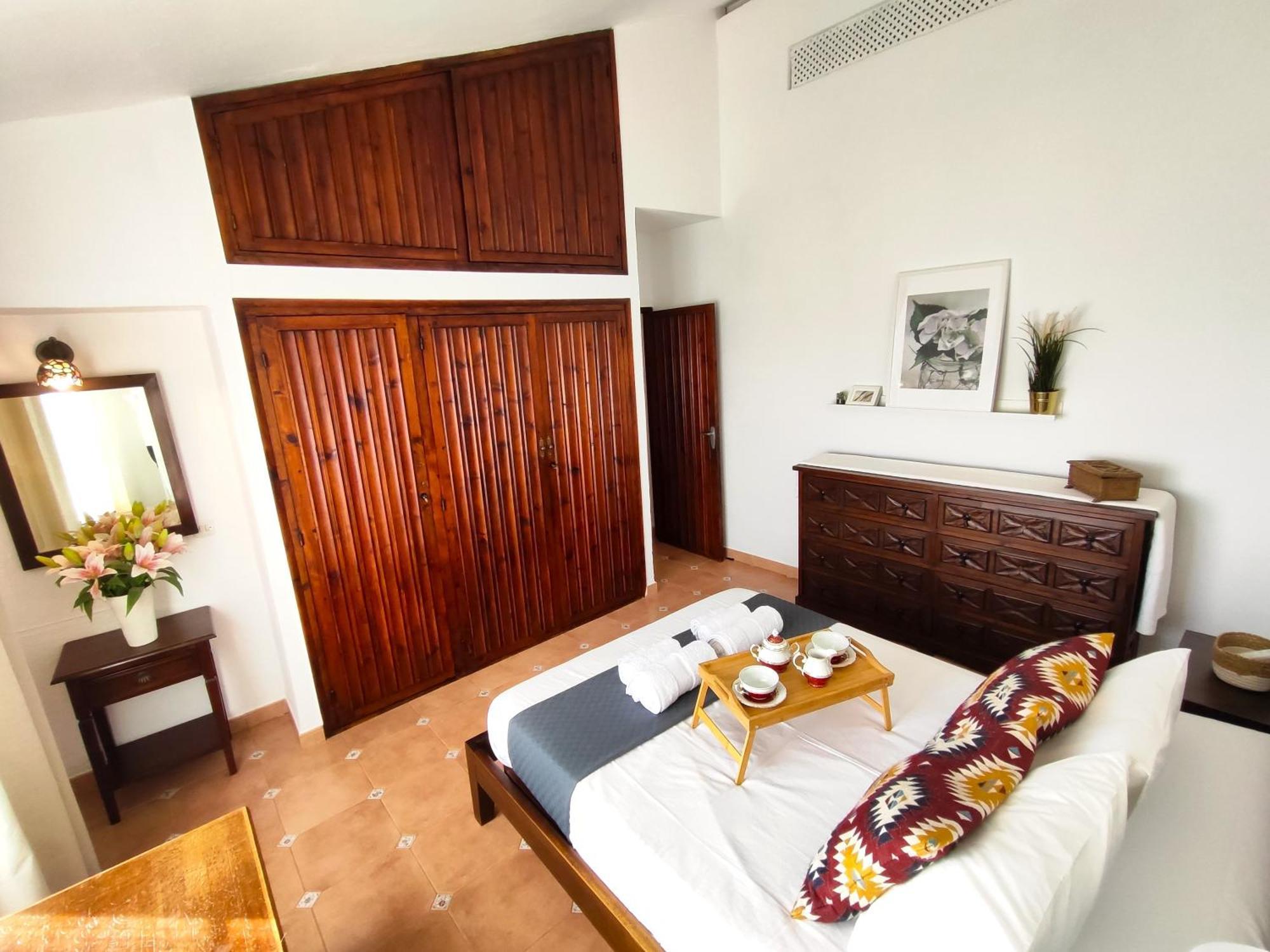 Evans Realty Al & Piscina & Garaje & Playa Pousada *
