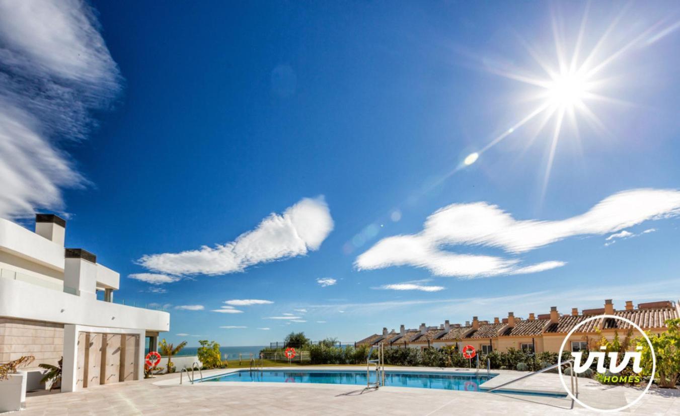 Vivi Homes - Buena Vista Pool, Sauna, Terrace, Gym & Sea View Apartment Fuengirola