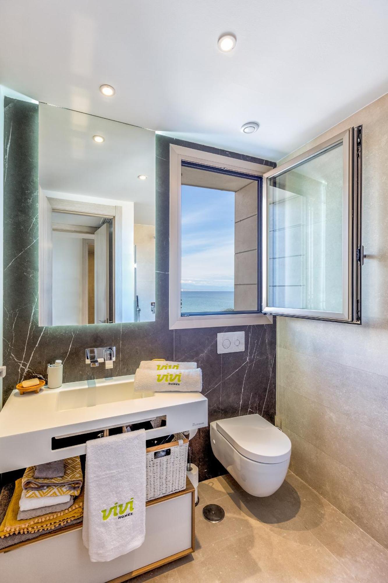 Apartment Vivi Homes - Buena Vista Pool, Sauna, Terrace, Gym & Sea View Fuengirola