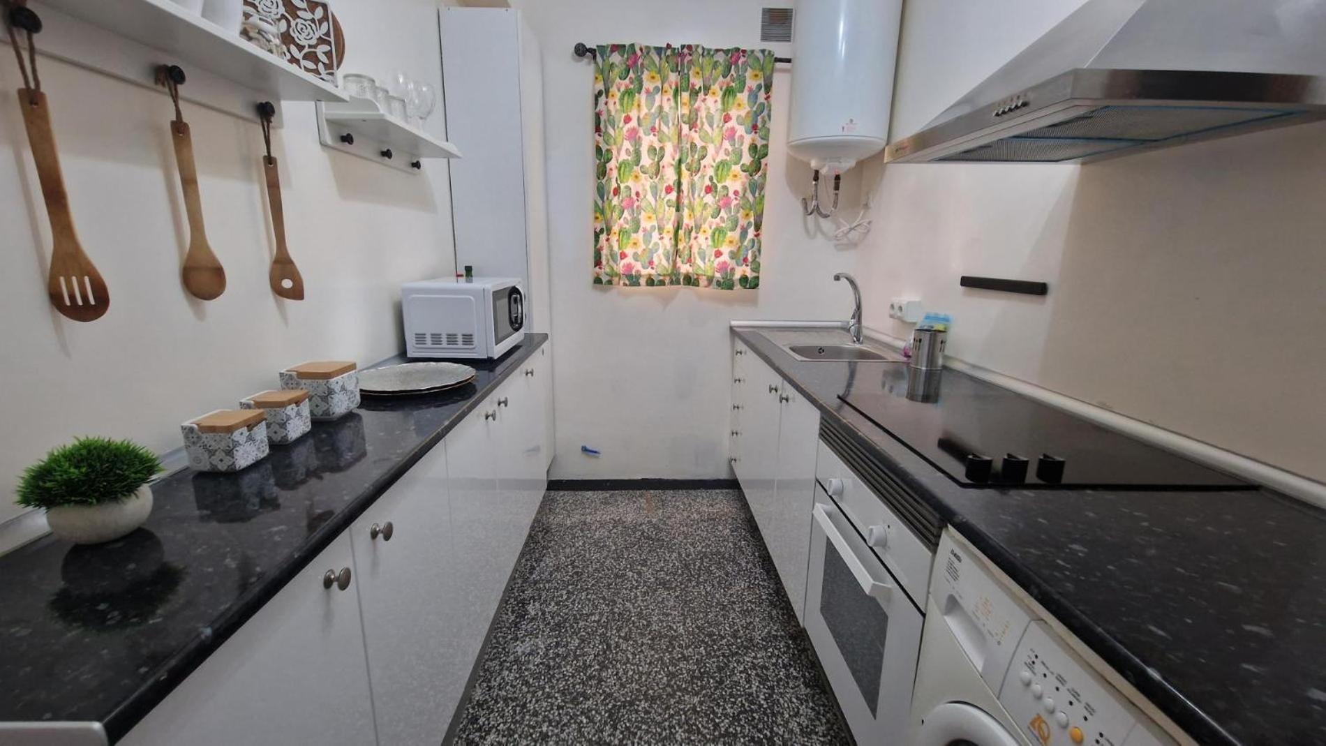 Urban Escape 2br Spanish Style