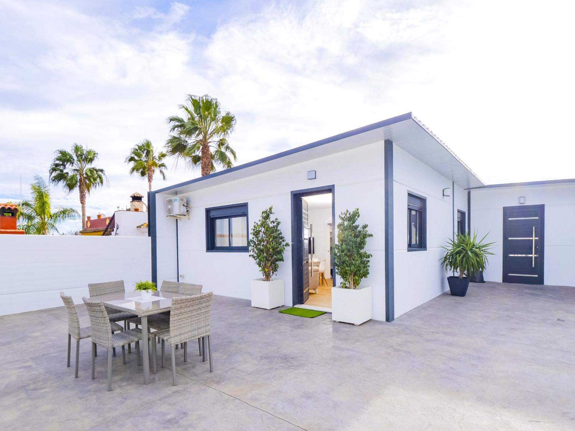 Cubo's Casa Soles & Football Field Holiday home Fuengirola
