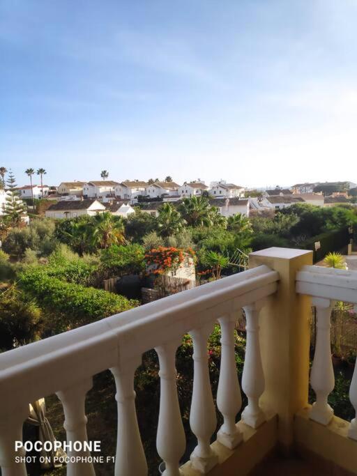 Sea View Garden Oasis Apartment *